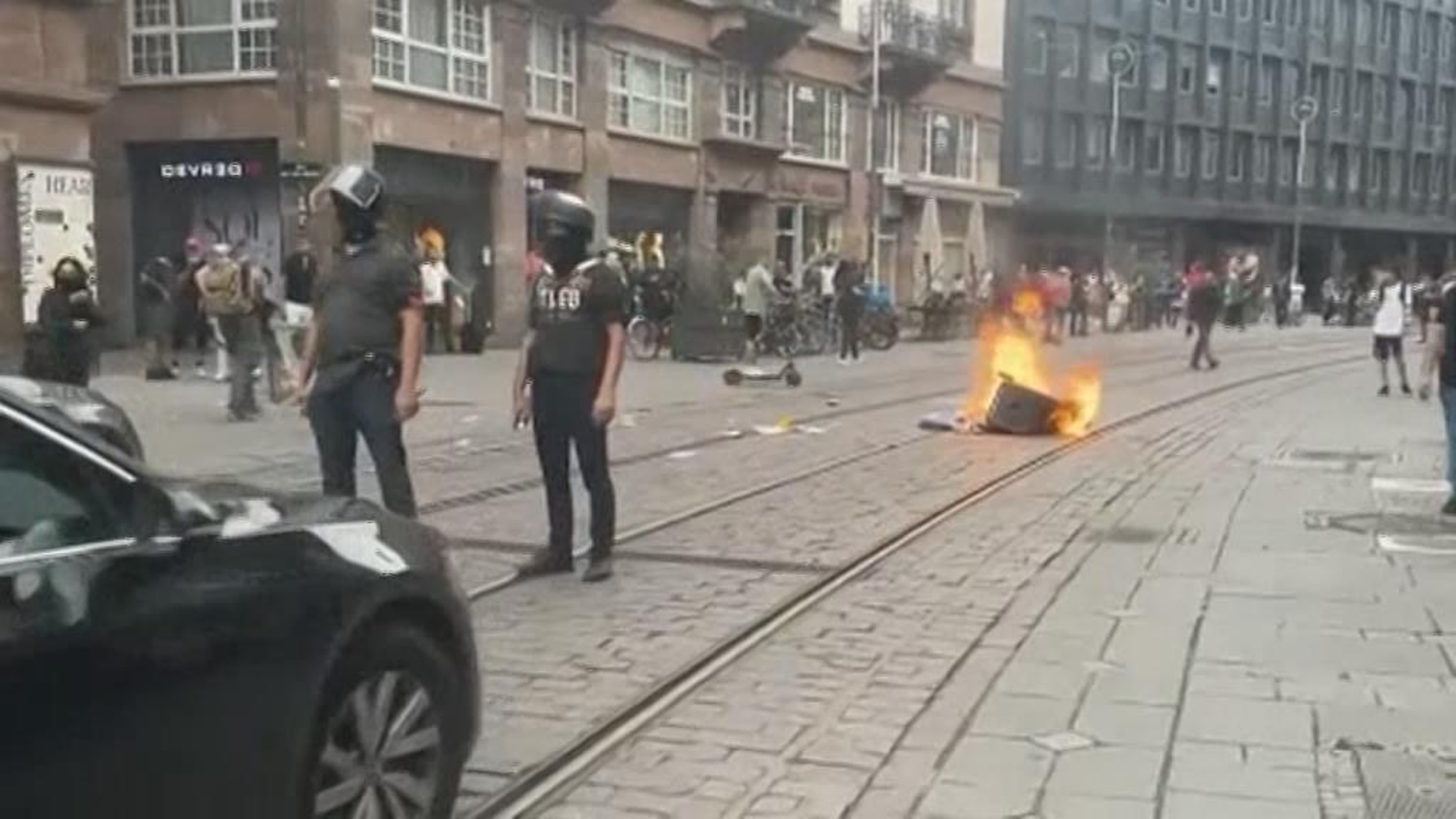 Активность погромщиков во Франции идёт на спад