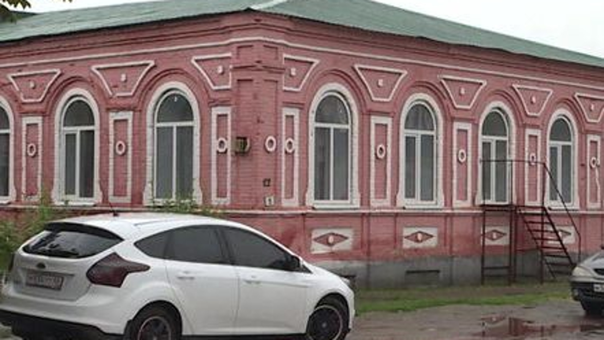 В Дмитровской школе искусств обновили инструменты, мебель и оборудование
