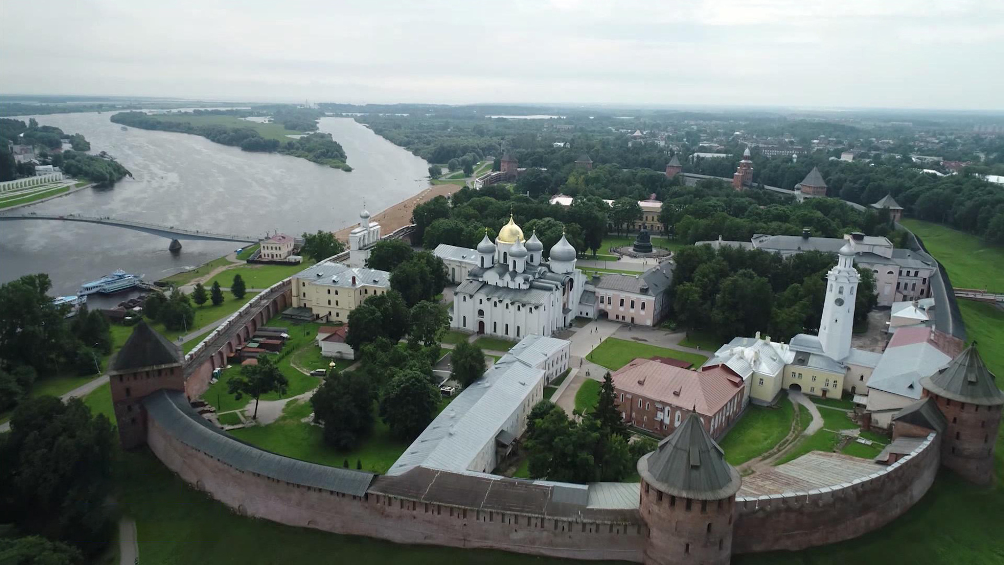 На новых российских территориях откроются 15 театров и 11 музеев