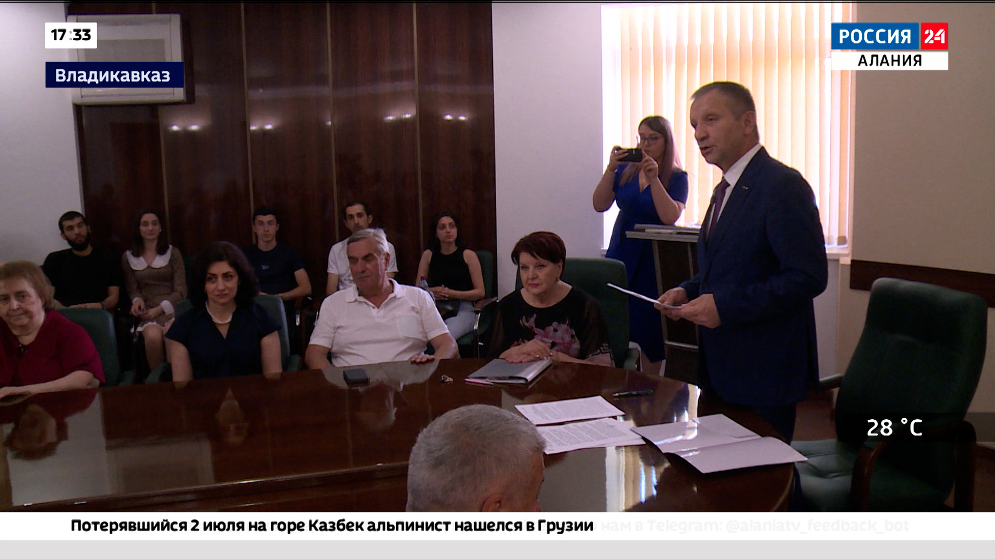 Во Владикавказе состоялось торжественное расширенное заседание совета Федерации профсоюзов республики