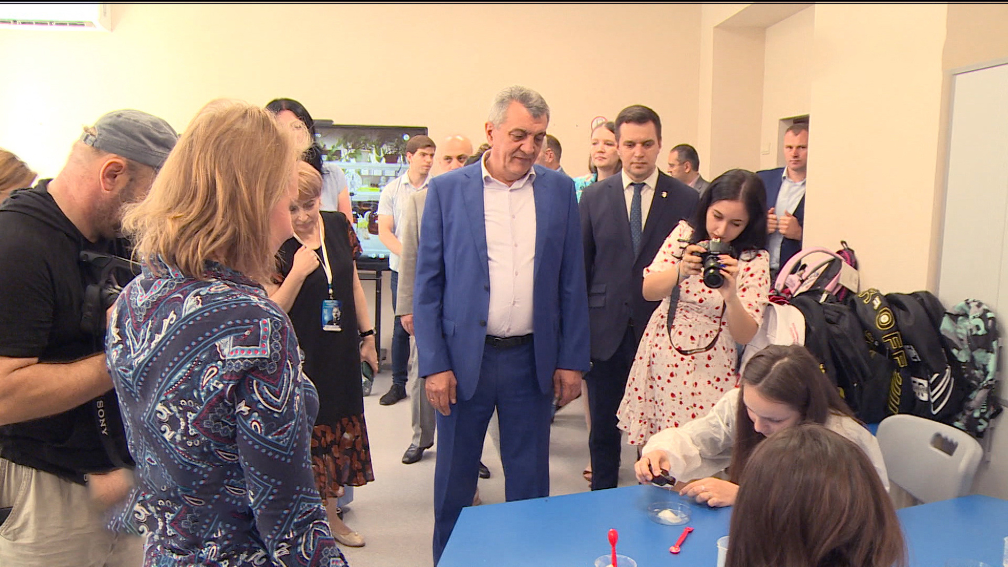 Сергей Меняйло бабæрæг кодта ахуырадон центр "Вершина"