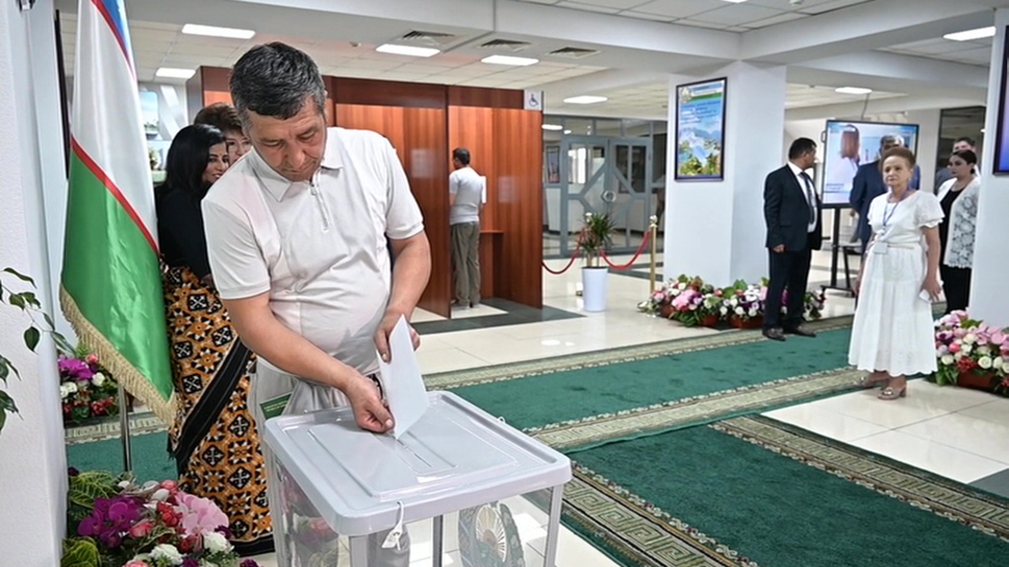 Выборы президента Узбекистана состоялись