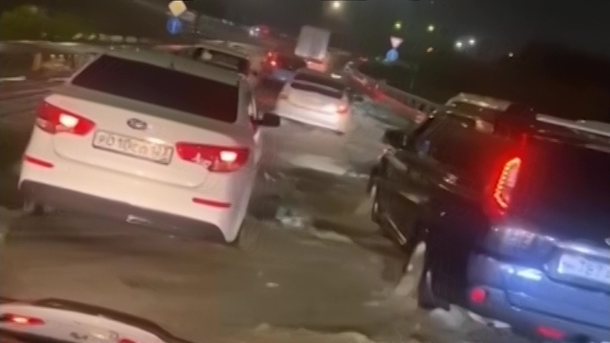 В Абхазии и Сочи ликвидируют последствия непогоды