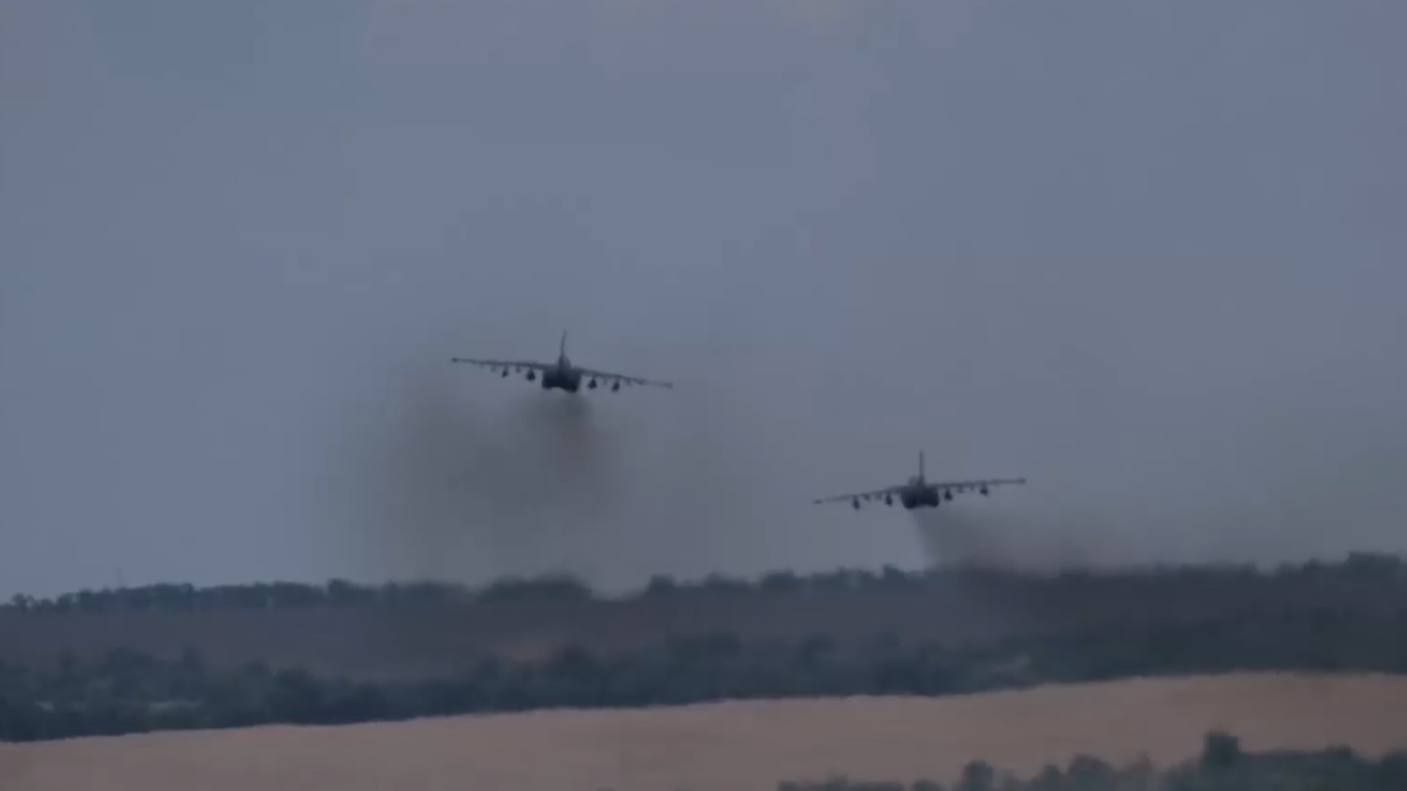 Появилось видео работы по противнику пары штурмовиков Су-25СМ