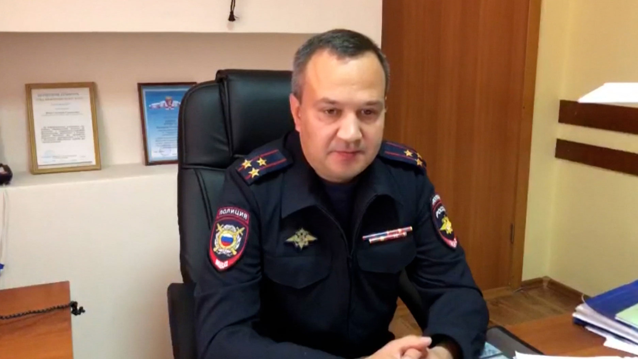 В Красноярске за взятку задержан полковник полиции