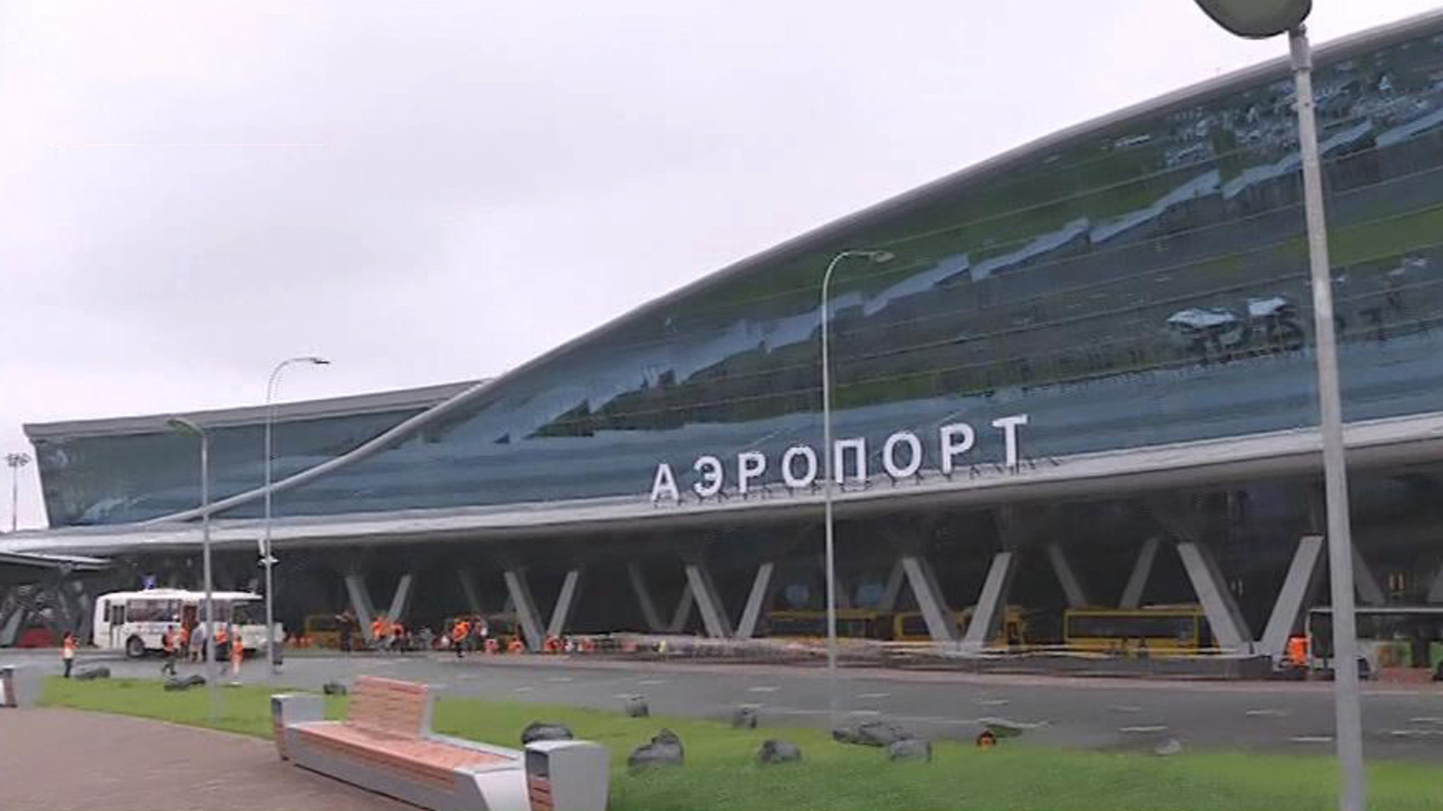 Новый аэровокзал в Южно-Сахалинске протестировали волонтеры
