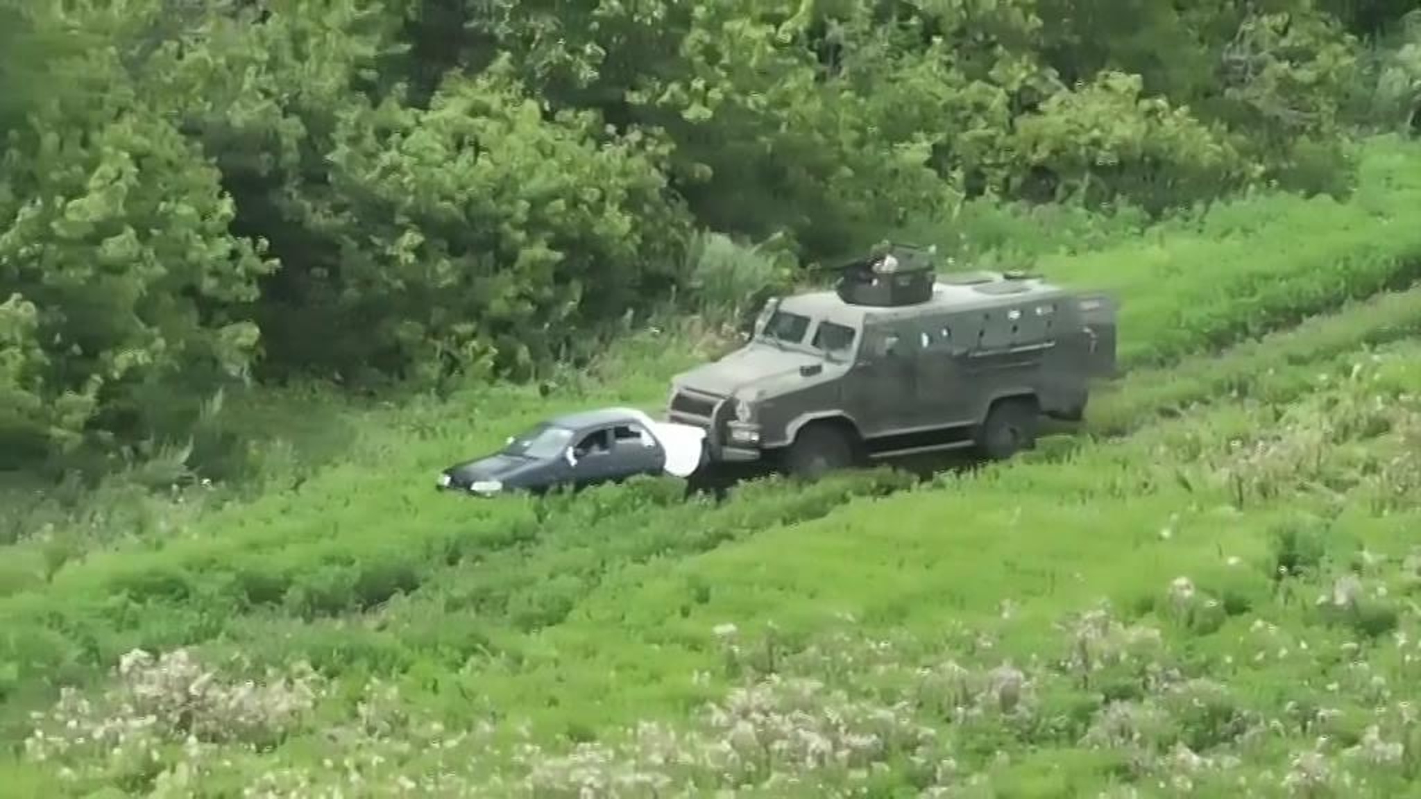 Российская артиллерия накрыла диверсантов, расстрелявших гражданскую машину