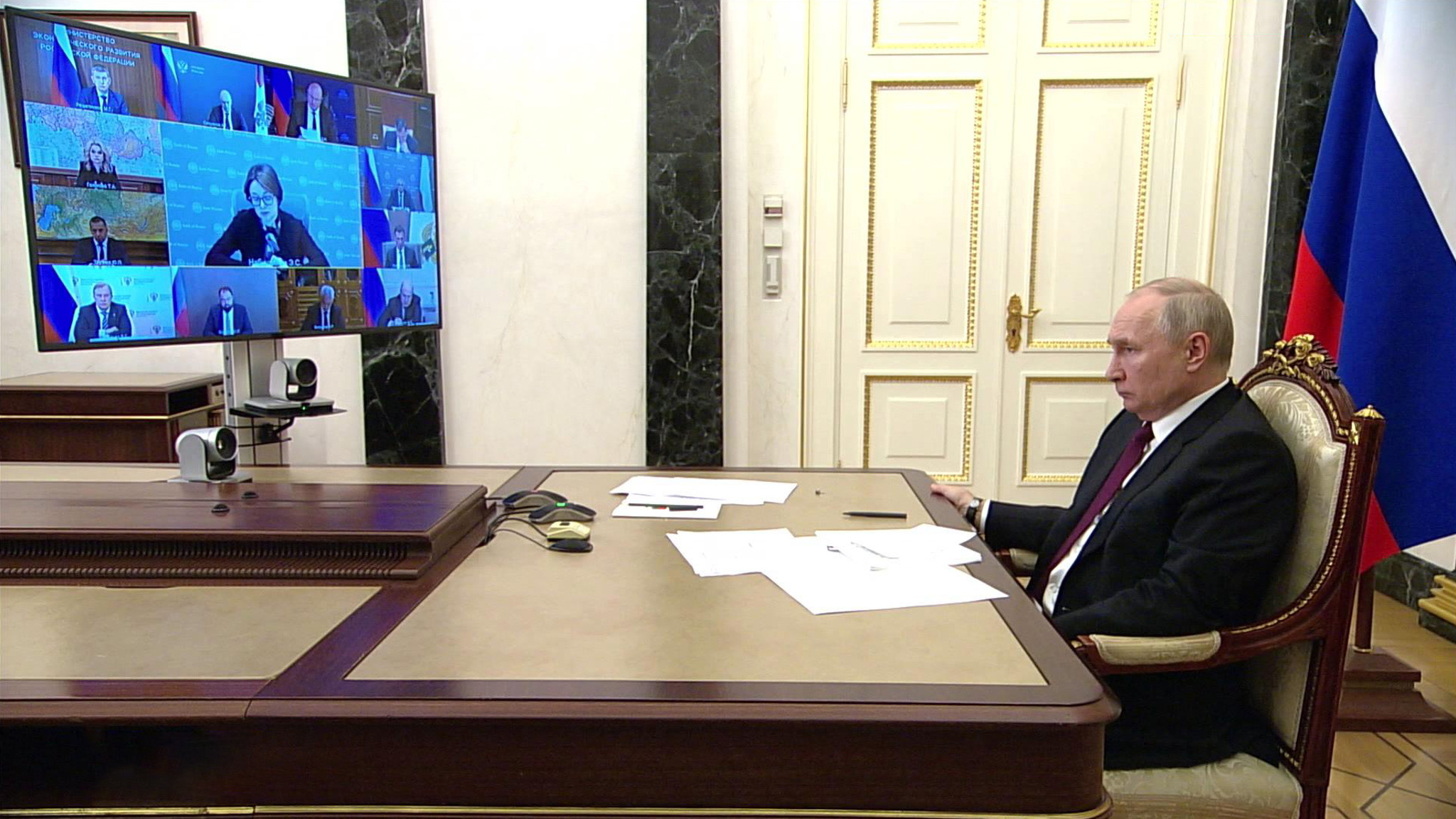 О чем говорили на совещании Путина с правительством