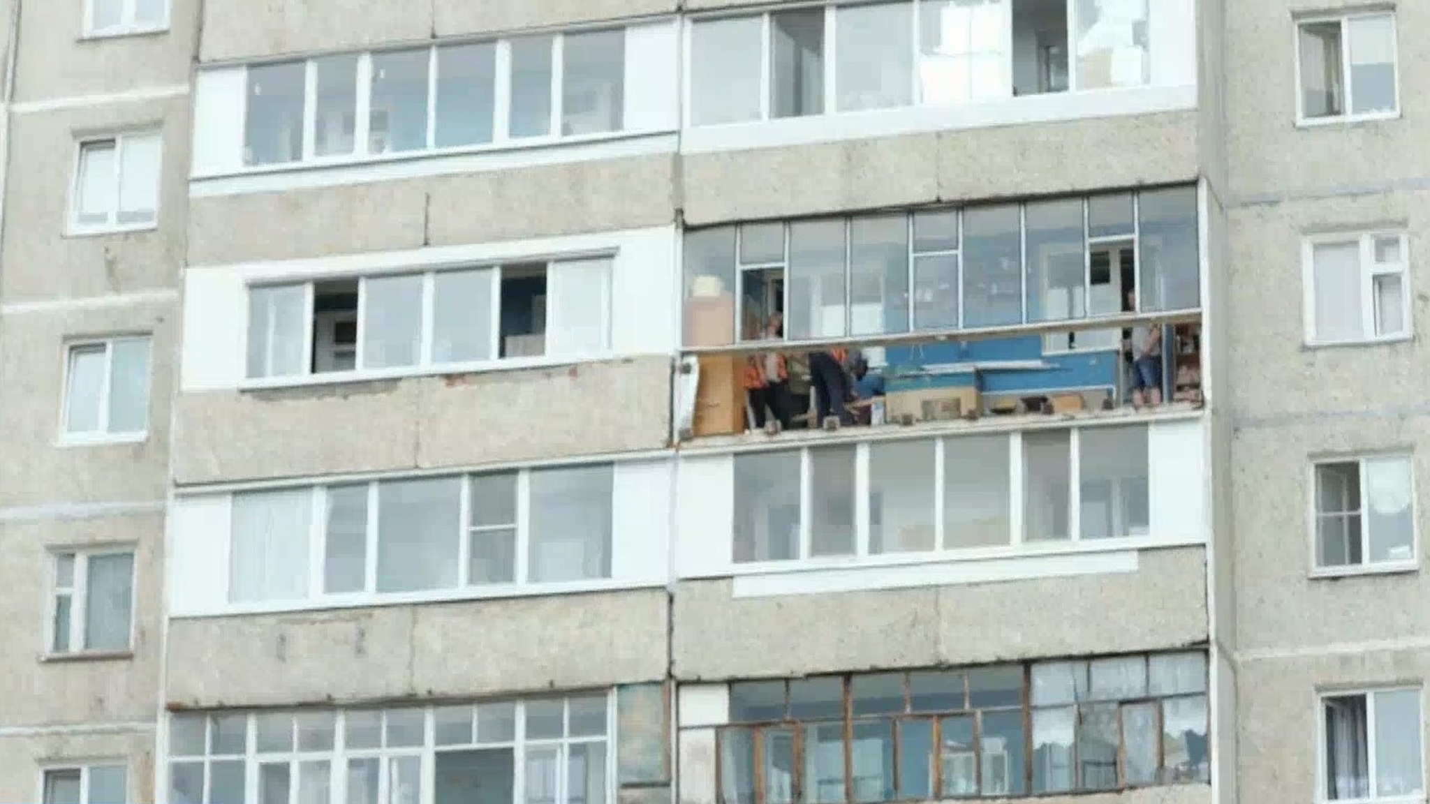 С балкона панельного дома на улице Кирова в Йошкар-Оле упала плита