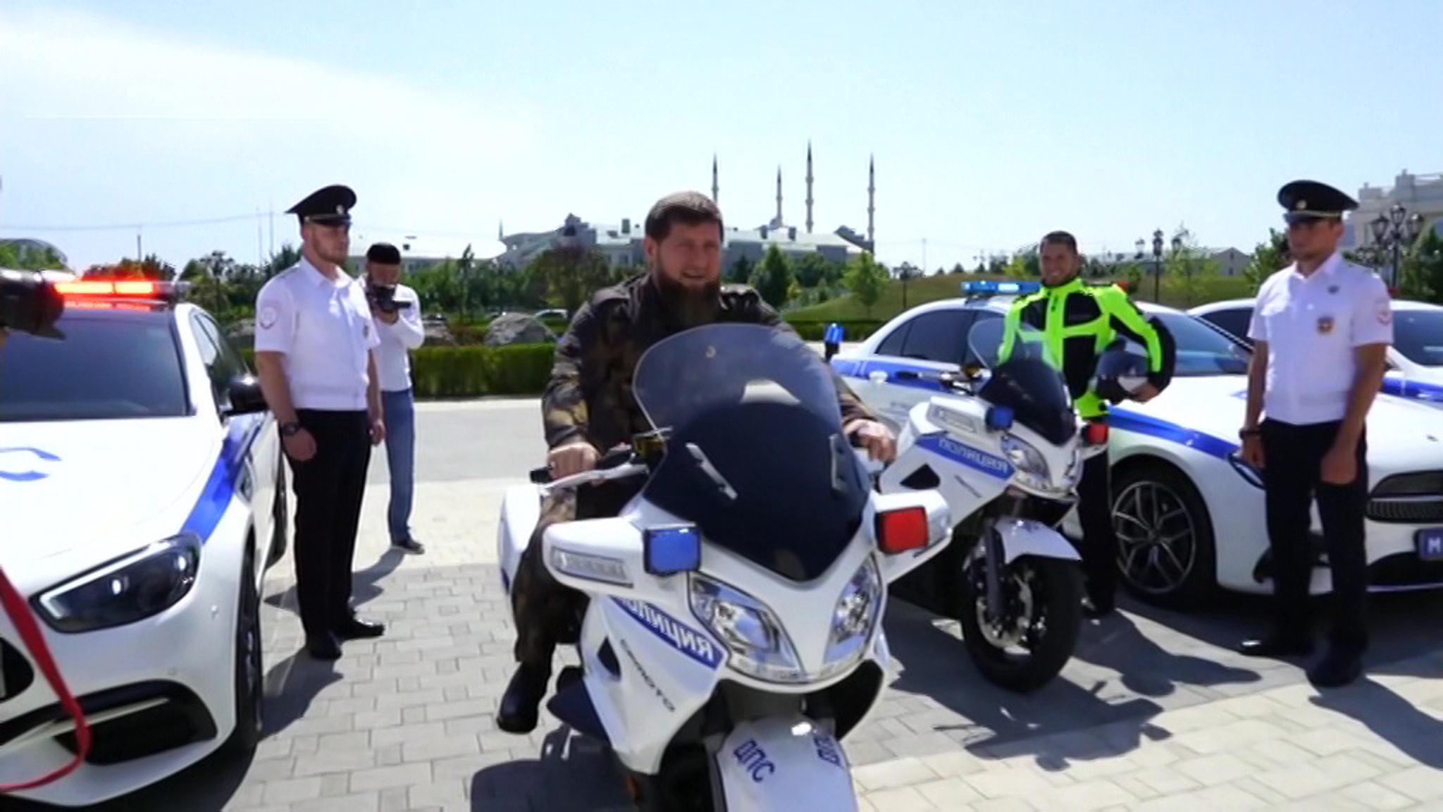 В чем секрет успешной работы чеченских автоинспекторов