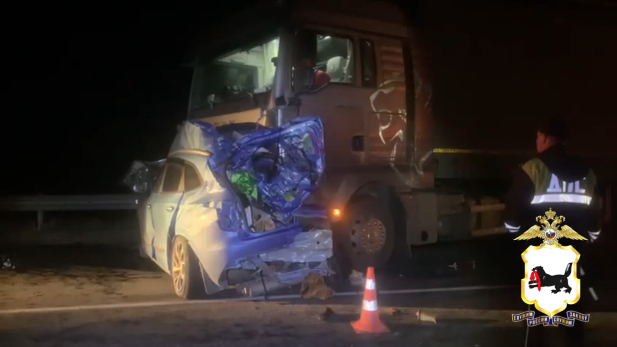 Полиция показала кадры с места трагического ДТП на трассе под Иркутском