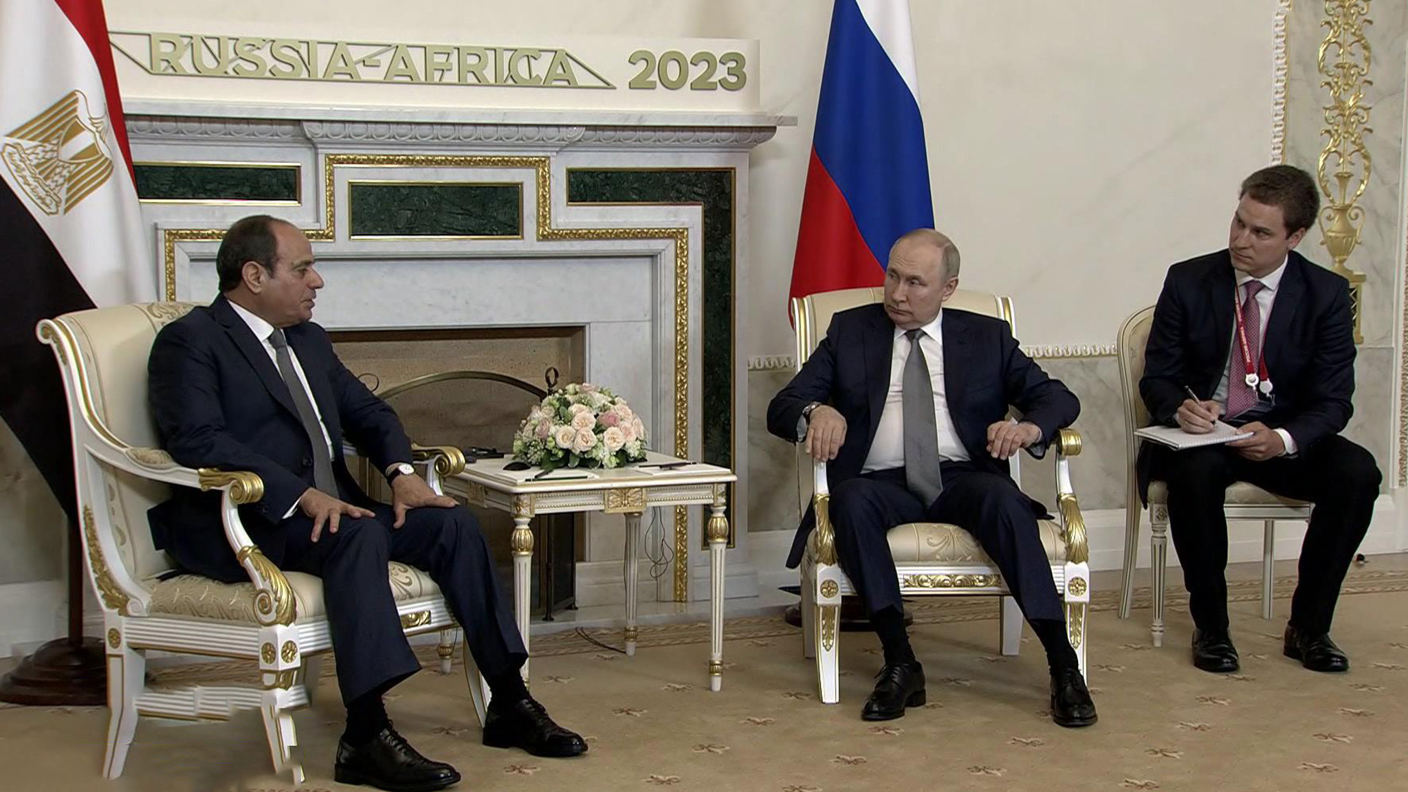Путин провел переговоры с ас-Сиси