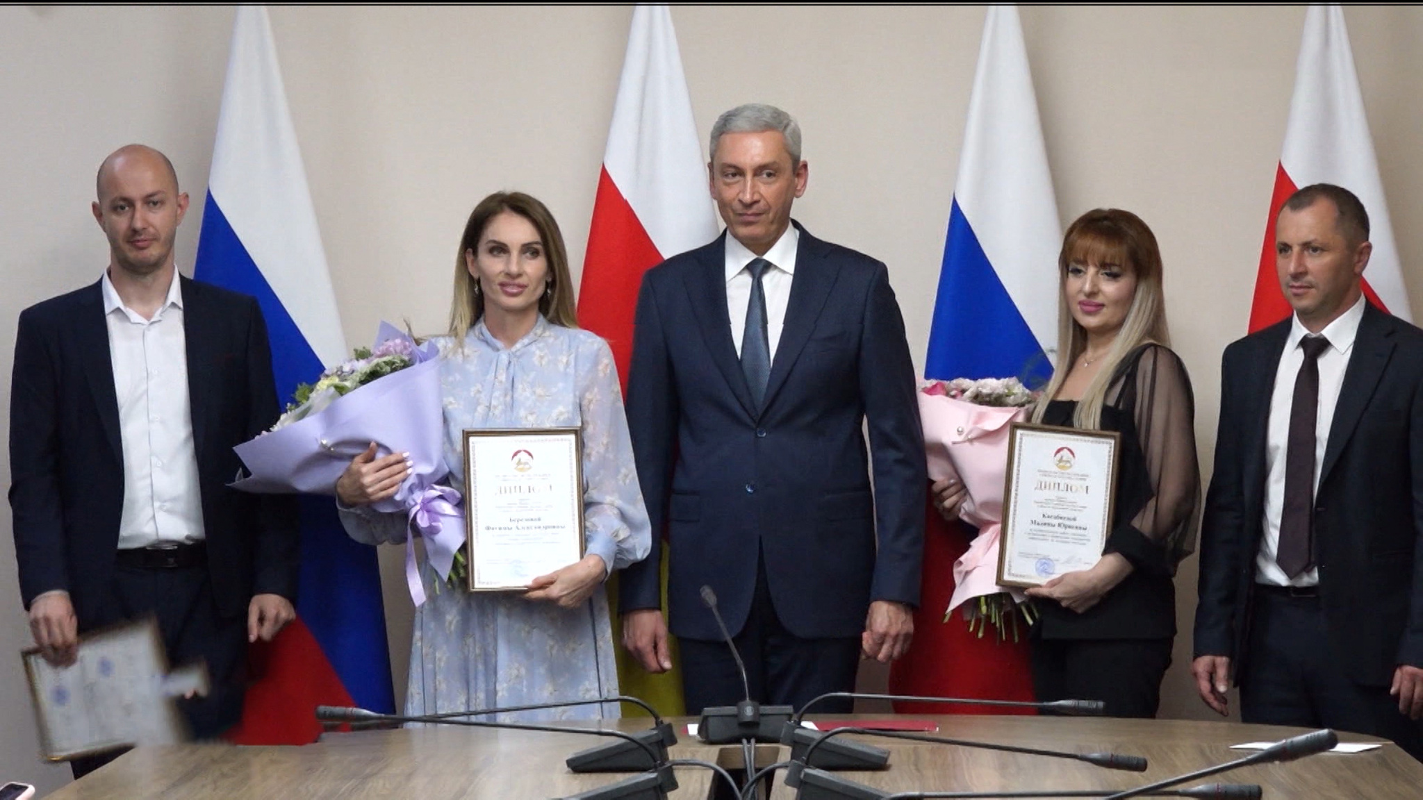 Во Владикавказе наградили лауреатов премии правительства Северной Осетии в области молодежной политики