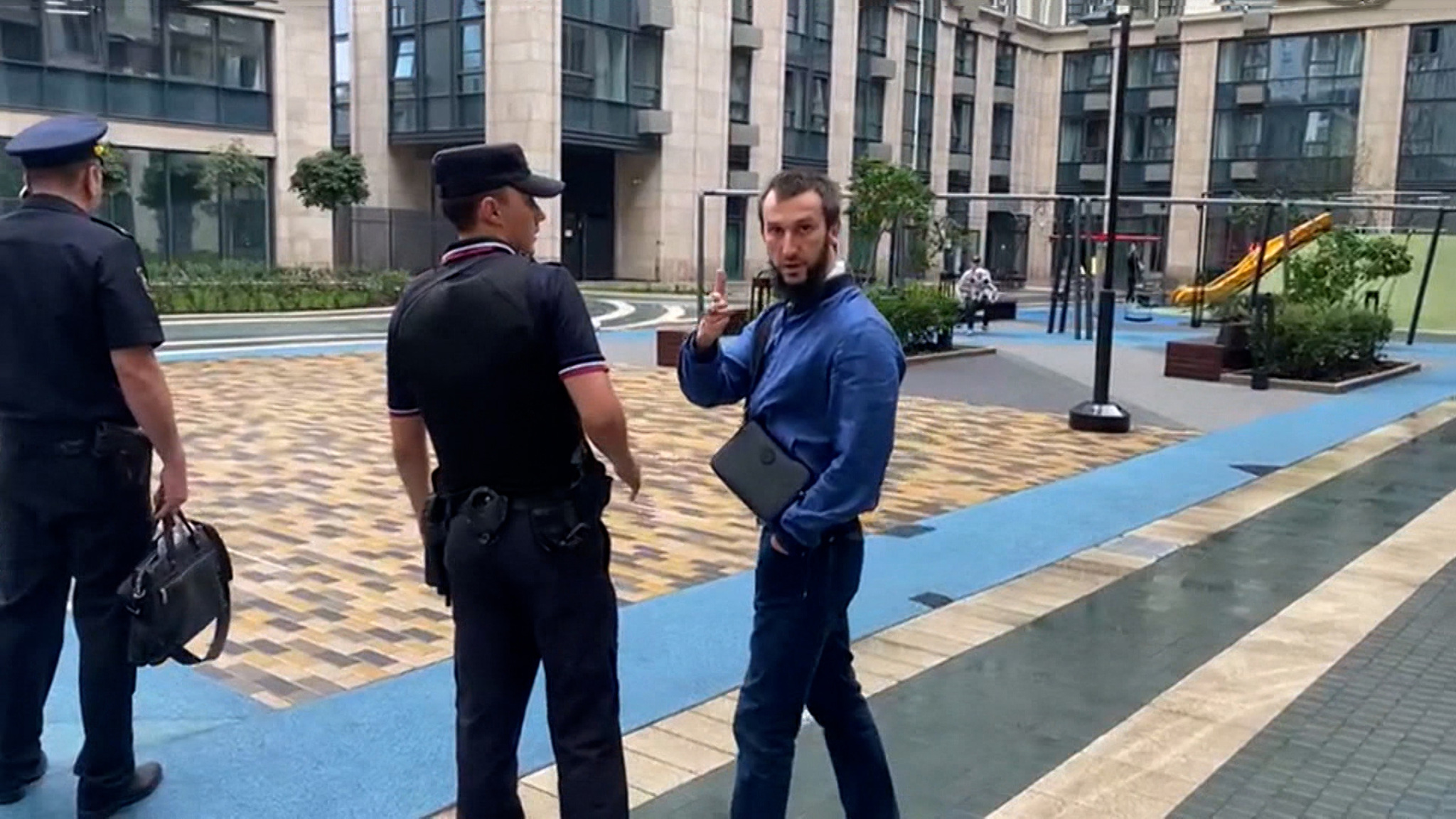 Суд арестовал догхантера на 10 суток