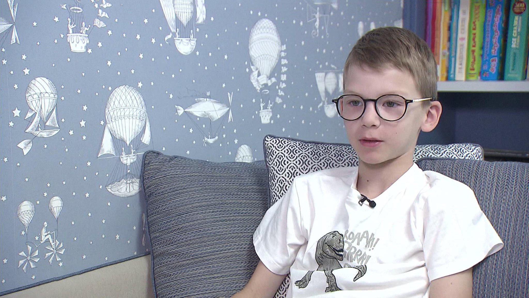 7-летнему ребенку нужна реабилитация, чтобы встать на ноги