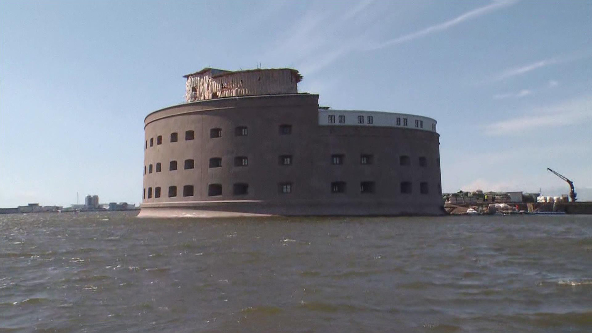 Петербургские форты преобразились ко Дню ВМФ