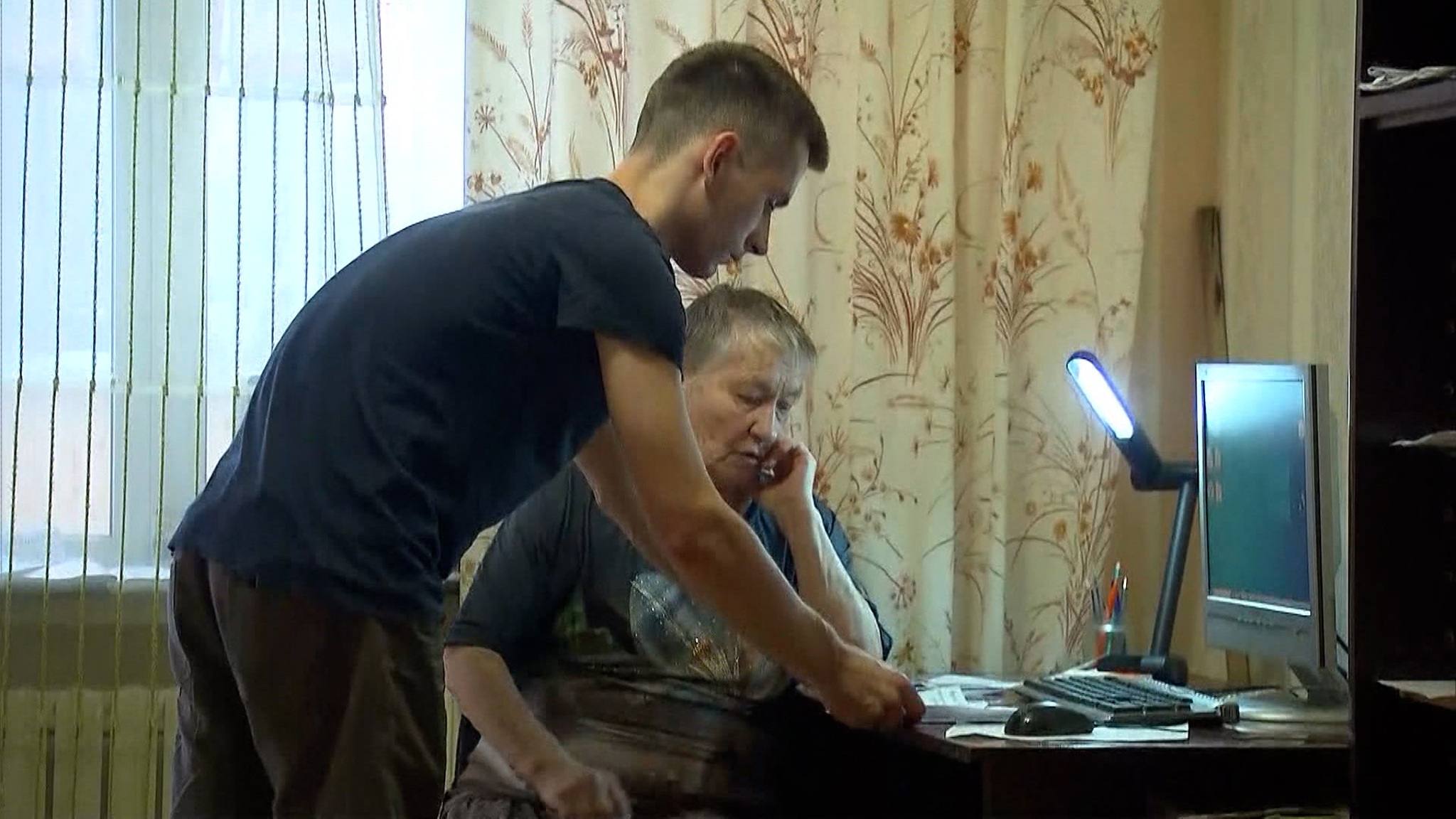 Живут рядом, обманут быстро