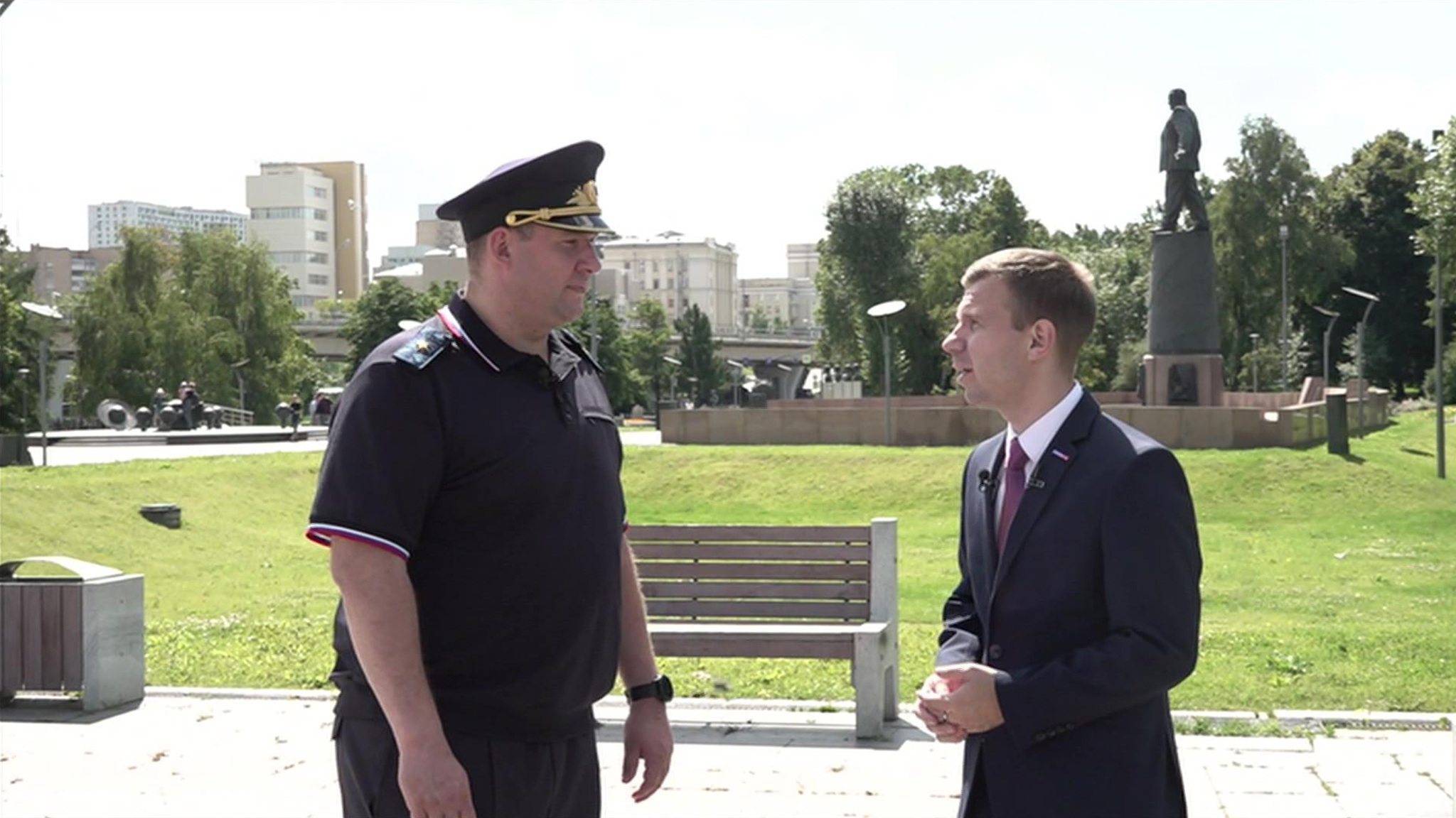 Начальник УВД по СВАО о новых видах преступлений и "красивых задержаниях"