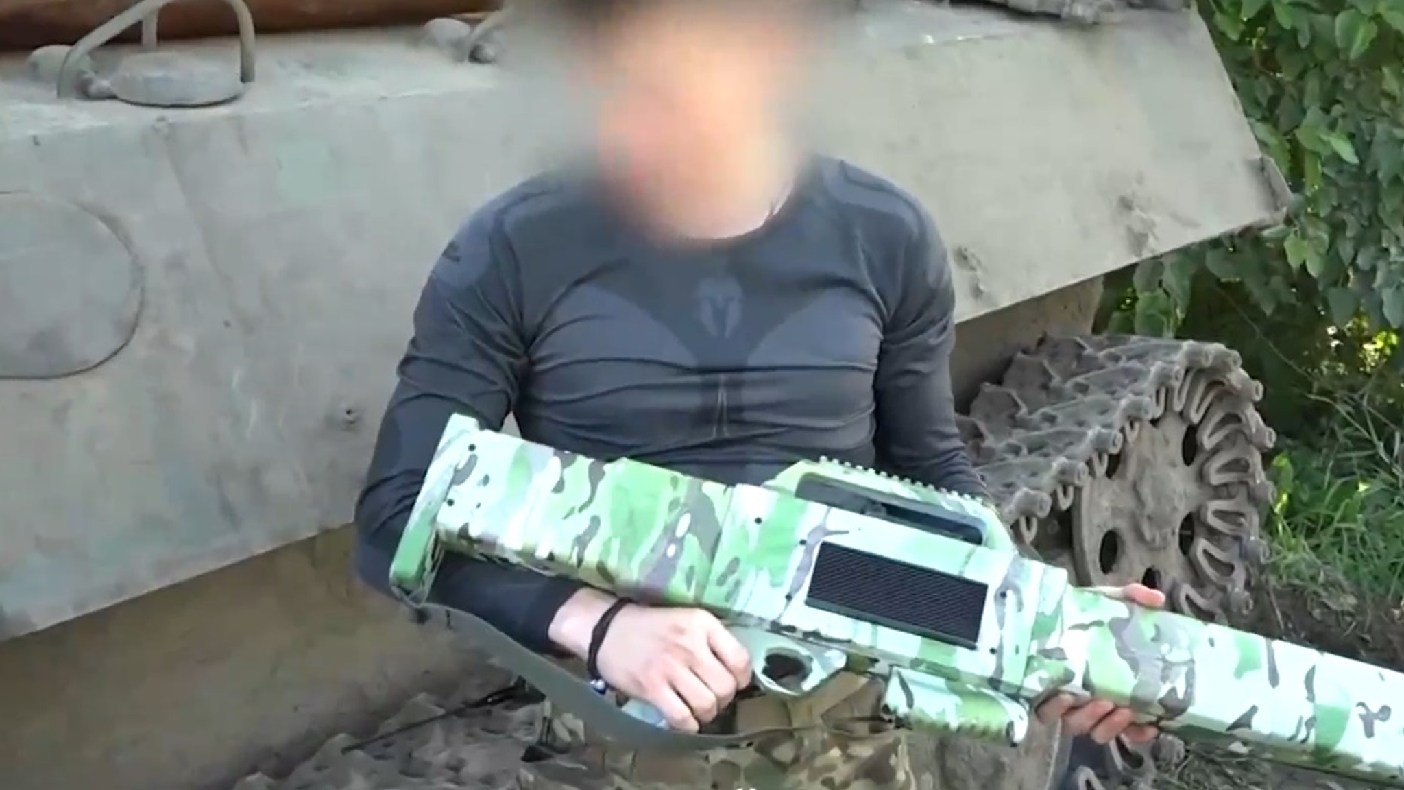 Тюменские бойцы получили антидроновое ружье