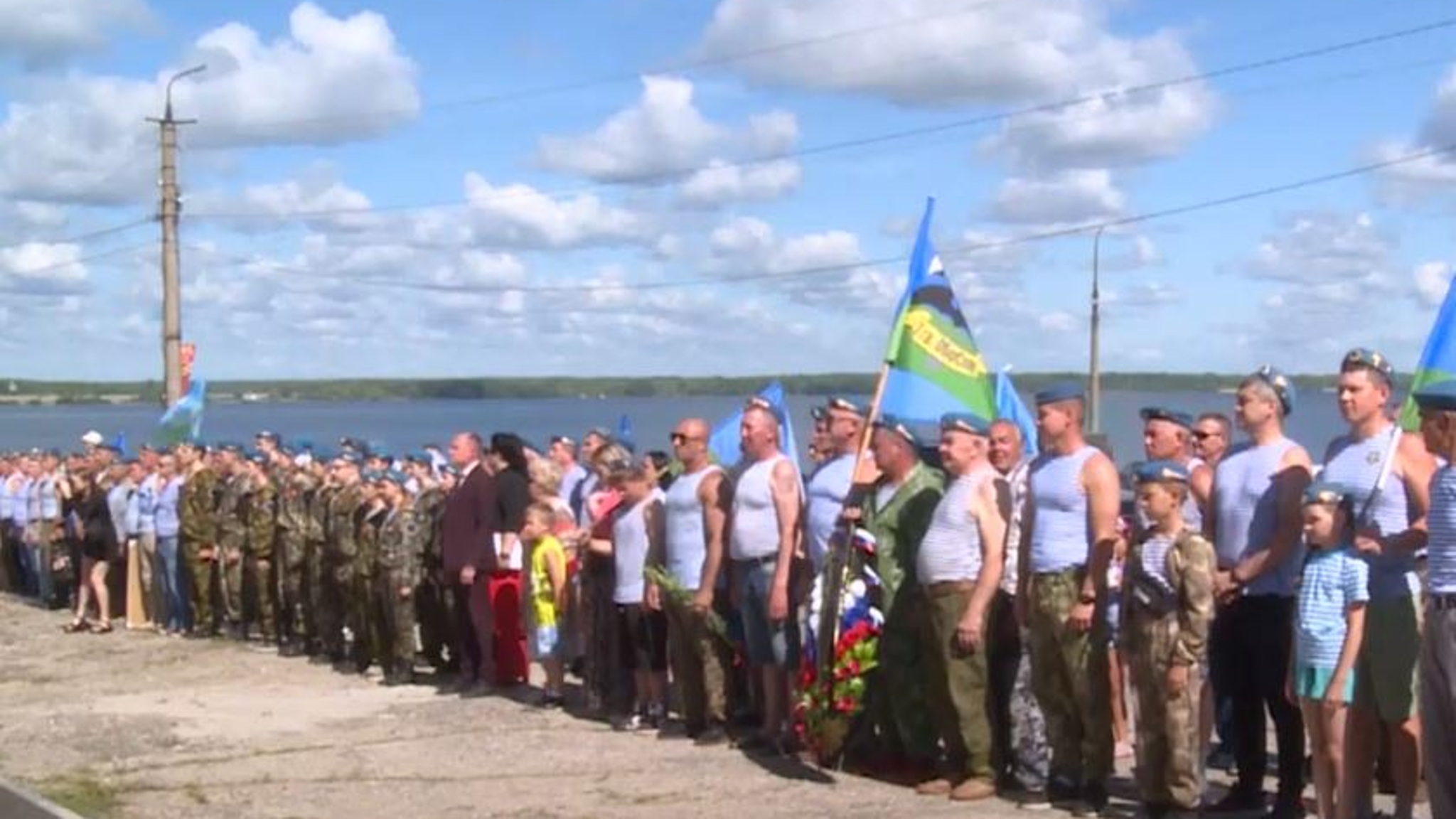 Десантники Козьмодемьянска отметили День ВДВ