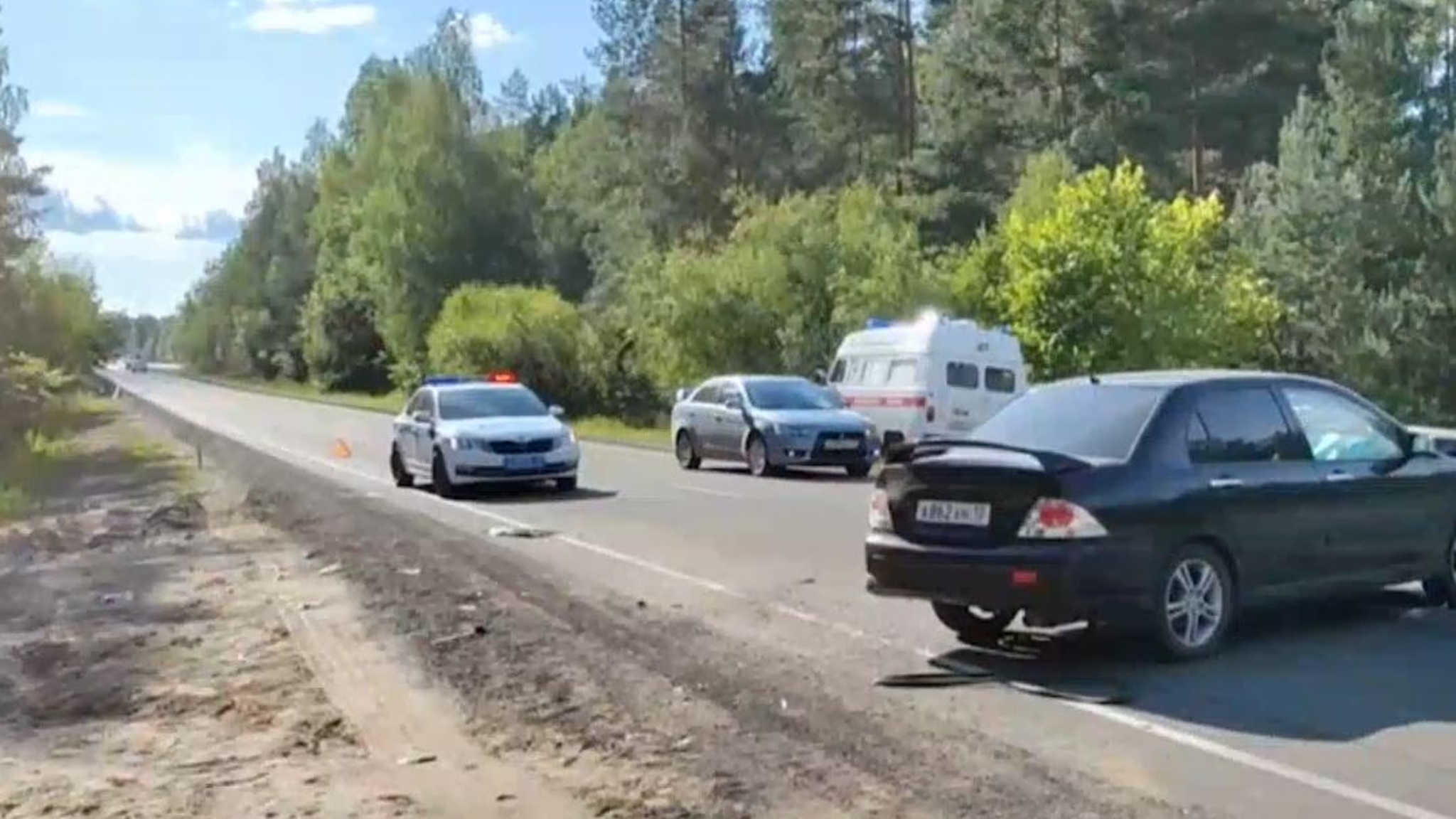 Mitsubishi Lancer столкнулся с ВАЗ-2114 во время обгона на Козьмодемьянском тракте