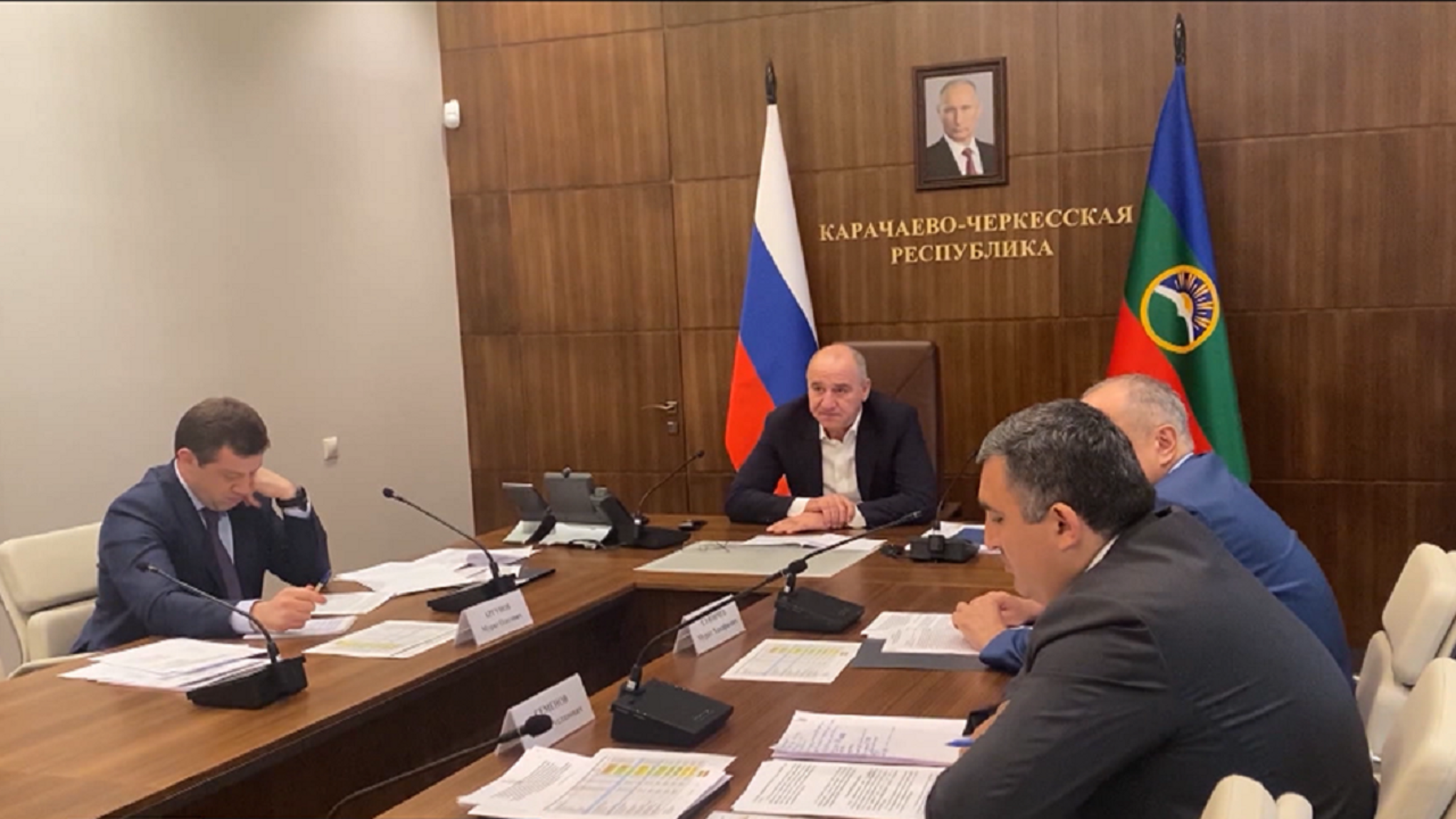 Рашид Темрезов принял участие в заседании по вопросам реализации проекта восстановления новых российских регионов