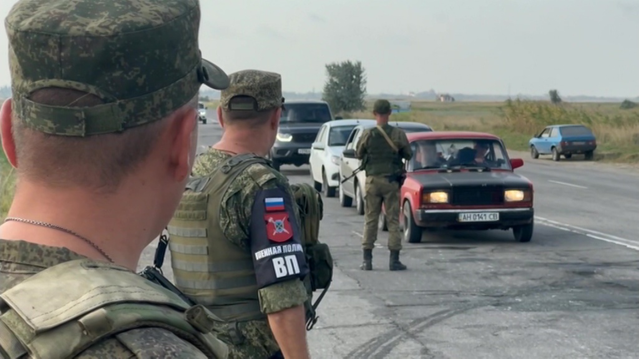 Автомобильное движение по мосту через пролив Тонкий восстановили