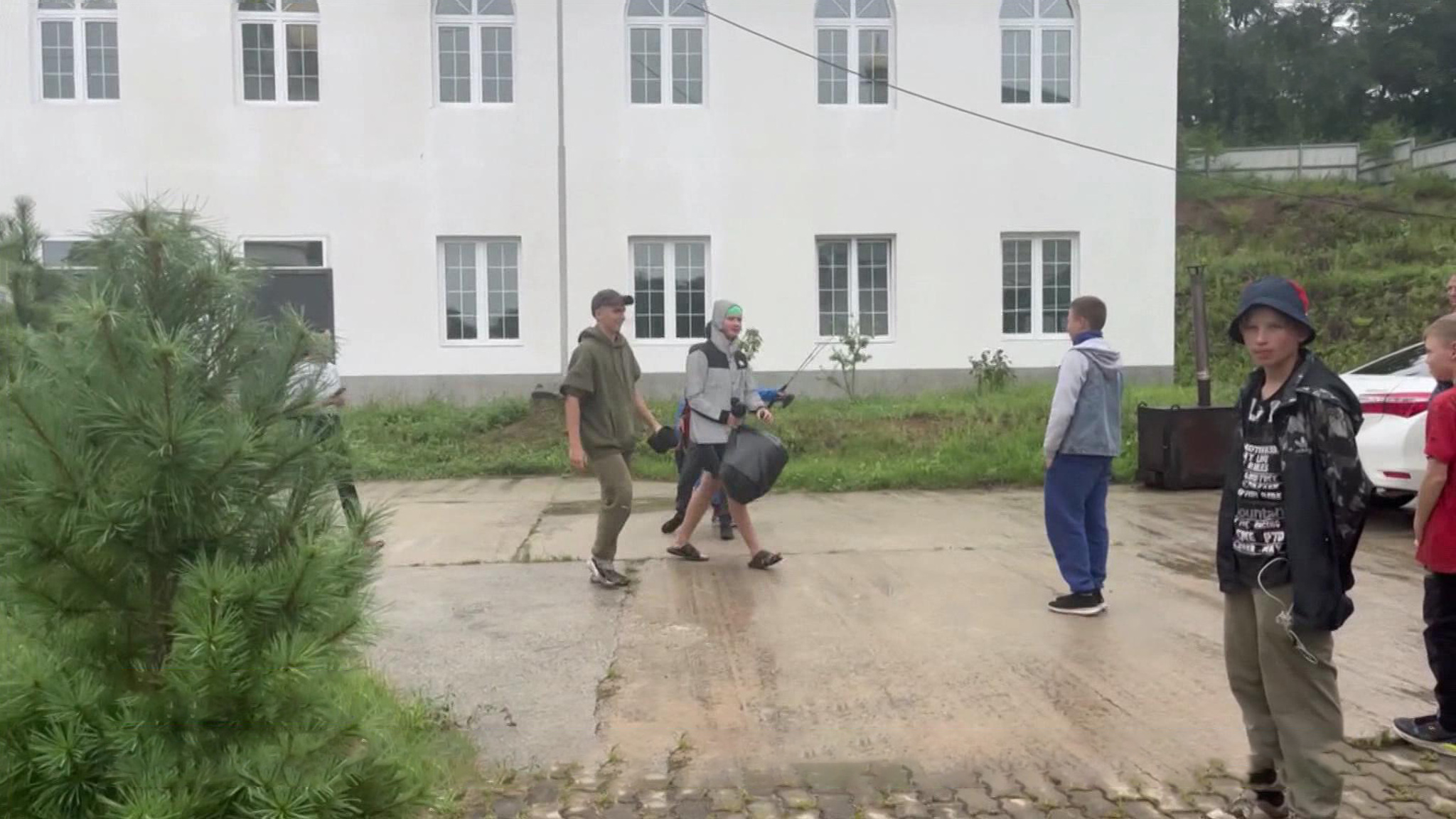 В Приморье вернули на материк участников научно-образовательного слета
