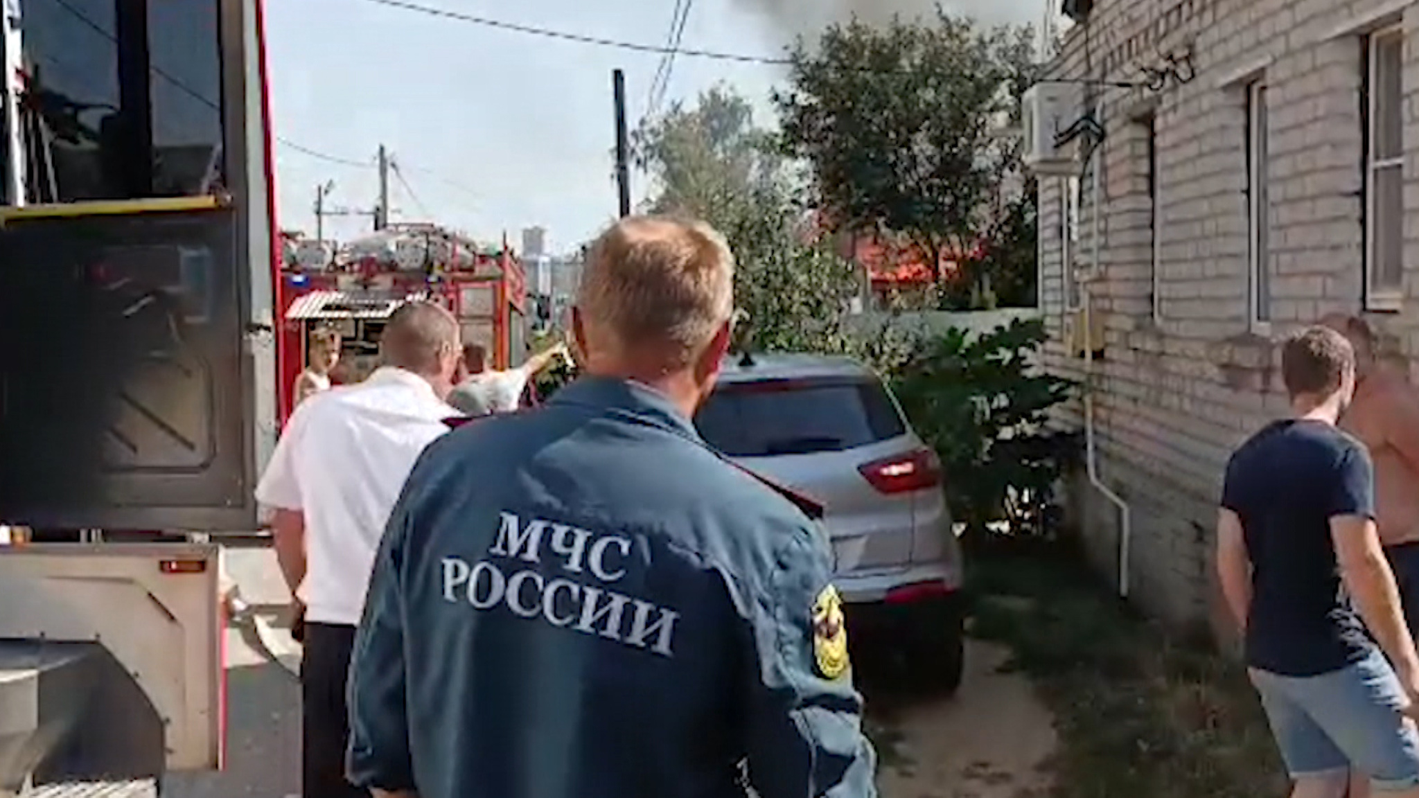 В двух частных домах Волгограда потушили пожар