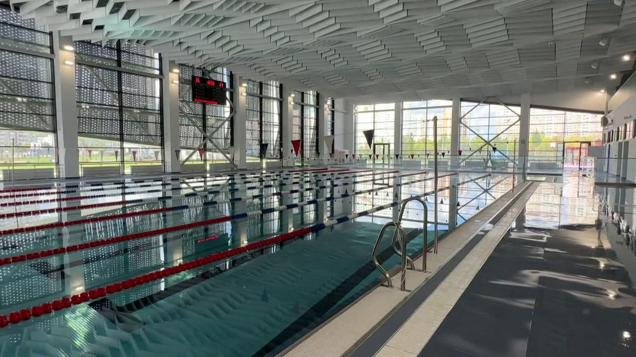 Дворец спорта в Некрасовке готовится к открытию
