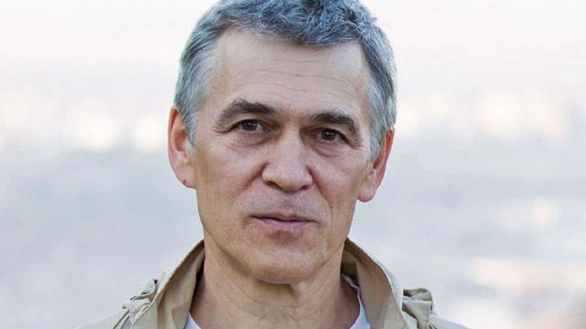 Вода – главный ресурс Луны