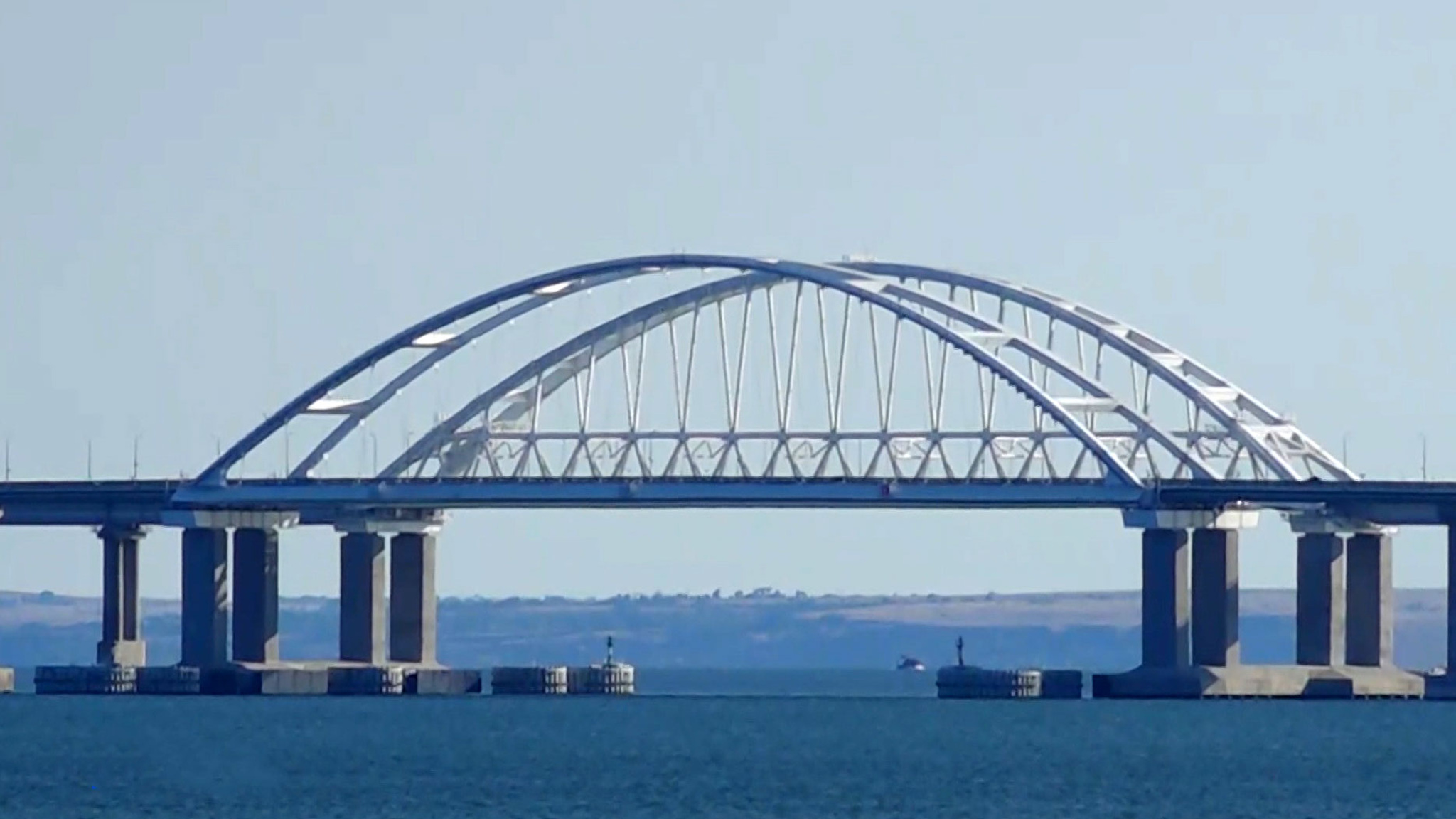 Украина вновь попыталась атаковать Крымский мост