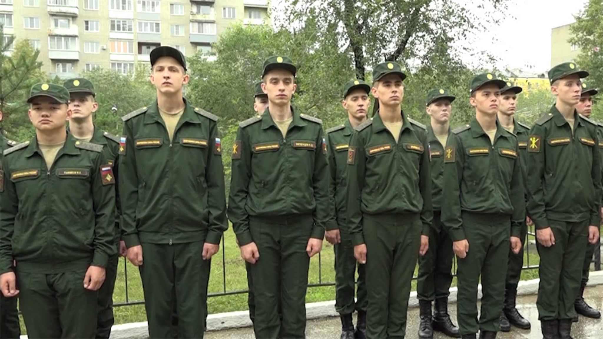 Митинг у памятника военным летчикам Забайкалья состоялся в Чите в преддверии Дня ВВС России