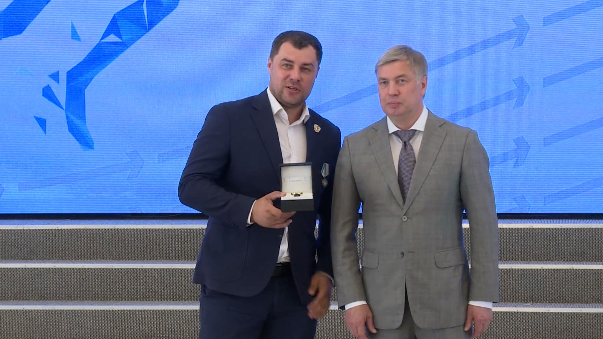 В Ульяновской области ко Дню физкультурника наградили лучших представителей отрасли спорта