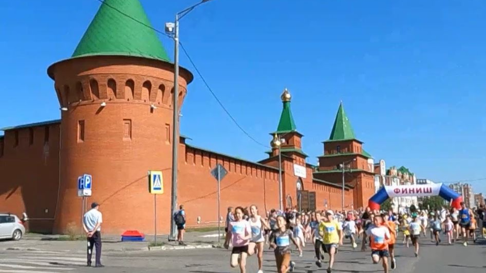 Более 500 человек приняли участие в 39-м Йошкар-Олинском полумарафоне