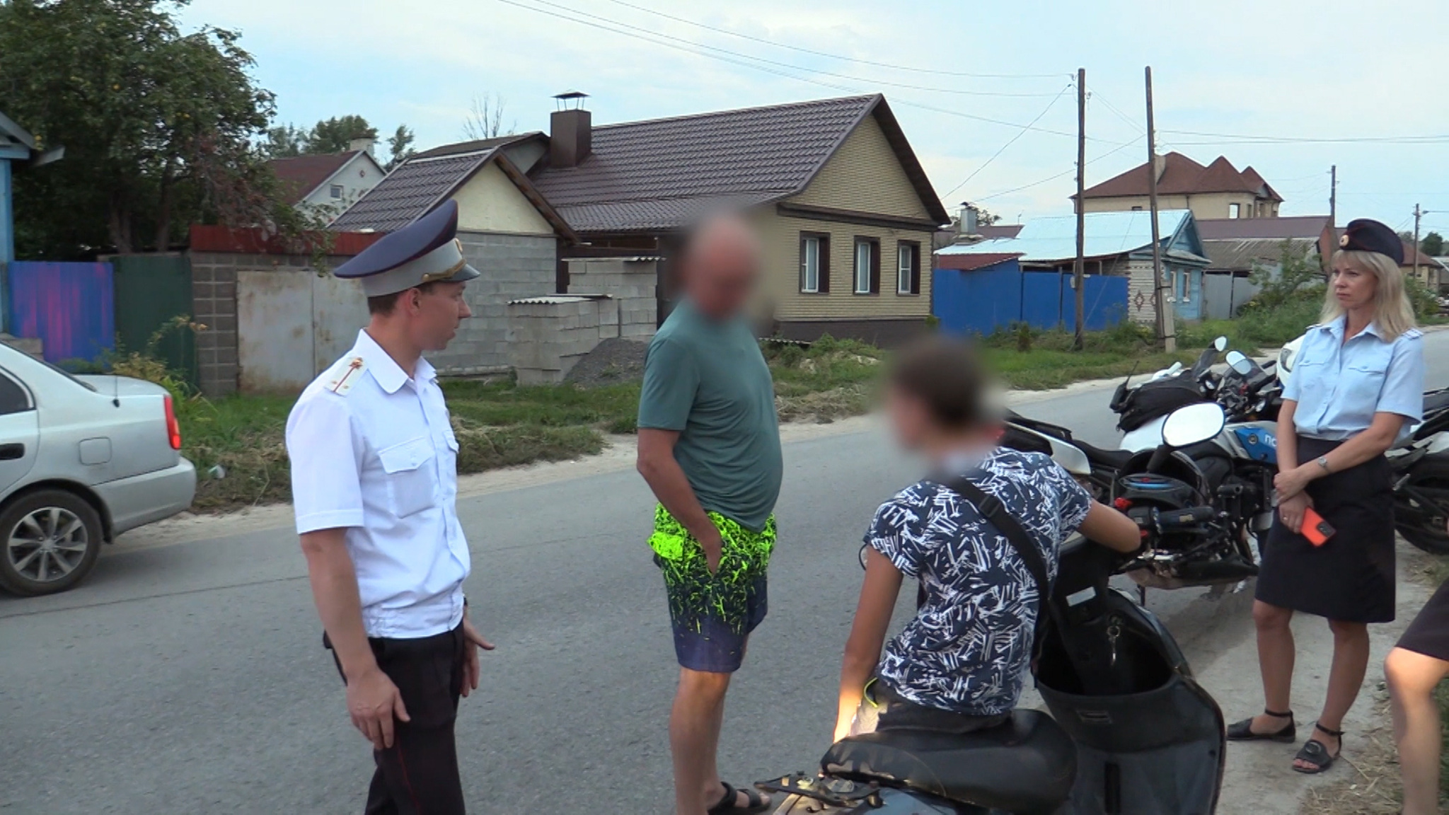 Волгоградские сотрудники ГИБДД призывают родителей не допускать детей к управлению транспортными средствами без прав