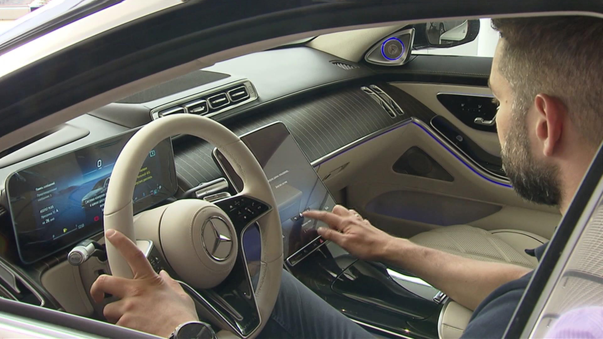 Российские дилеры Mercedes остались без программного обеспечения
