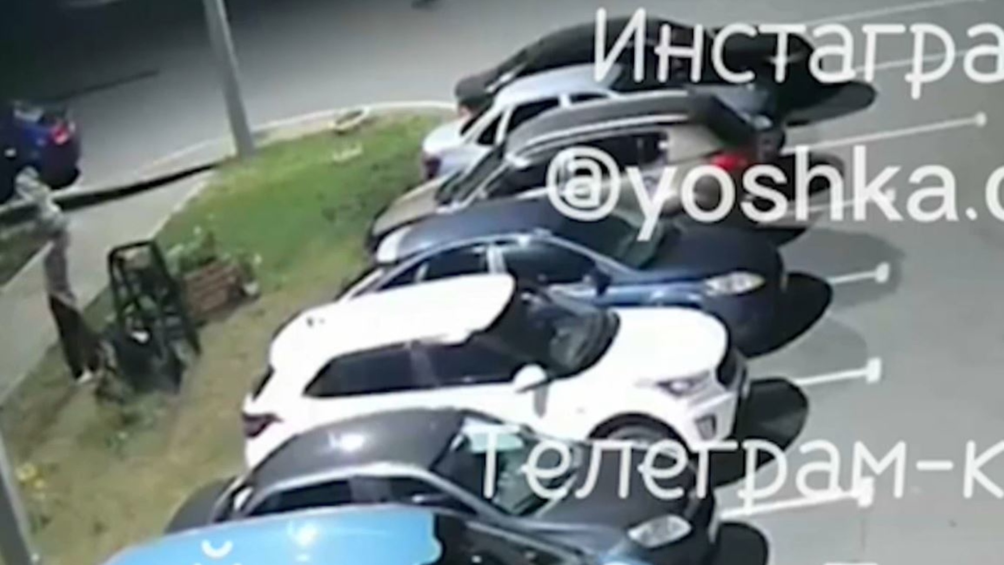 В Йошкар-Оле украли гитару из арт-объекта, участвующего в конкурсе "Лучший дом. Лучший двор"