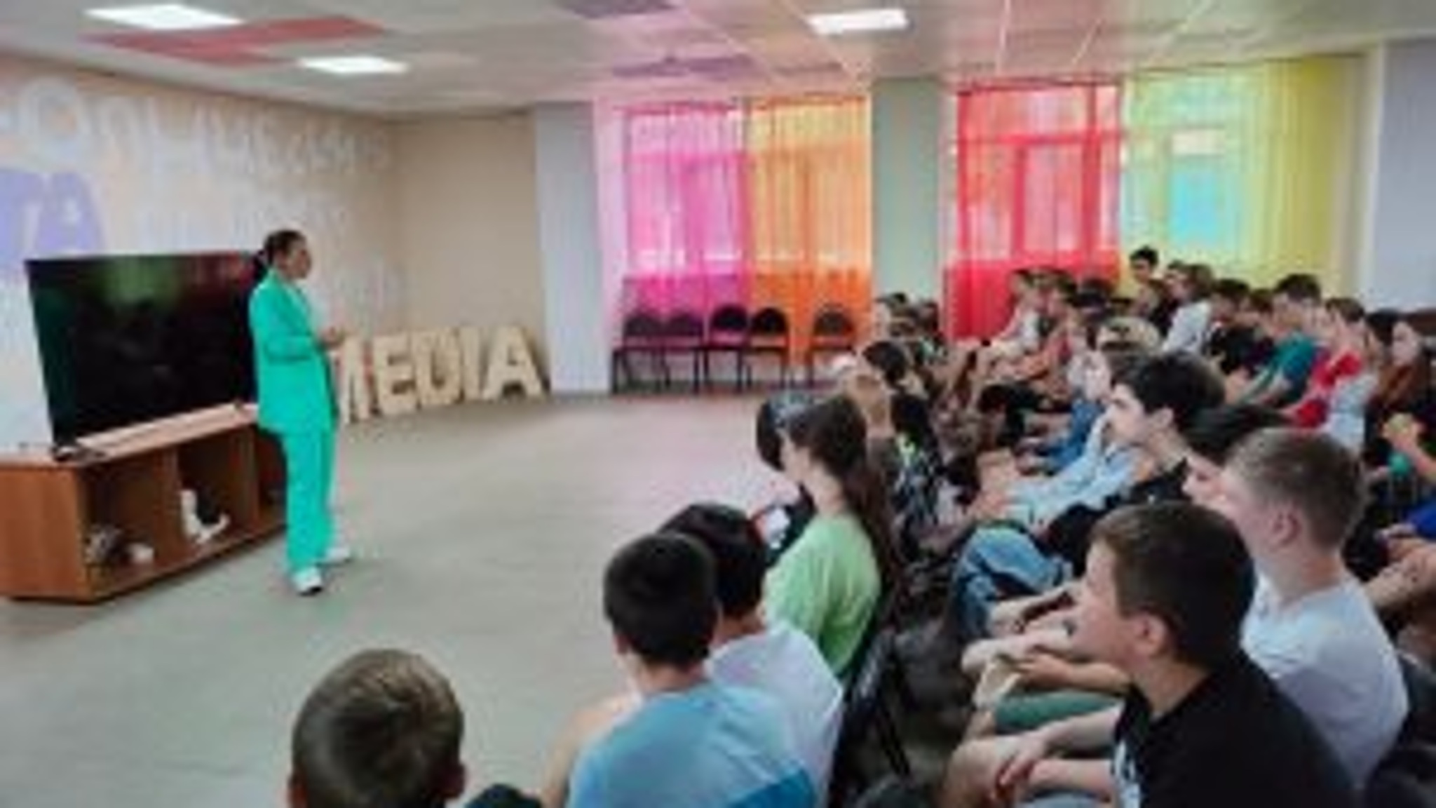 Сотрудники ГТРК "Саратов" приехали в гости в оздоровительный лагерь "Мечта"