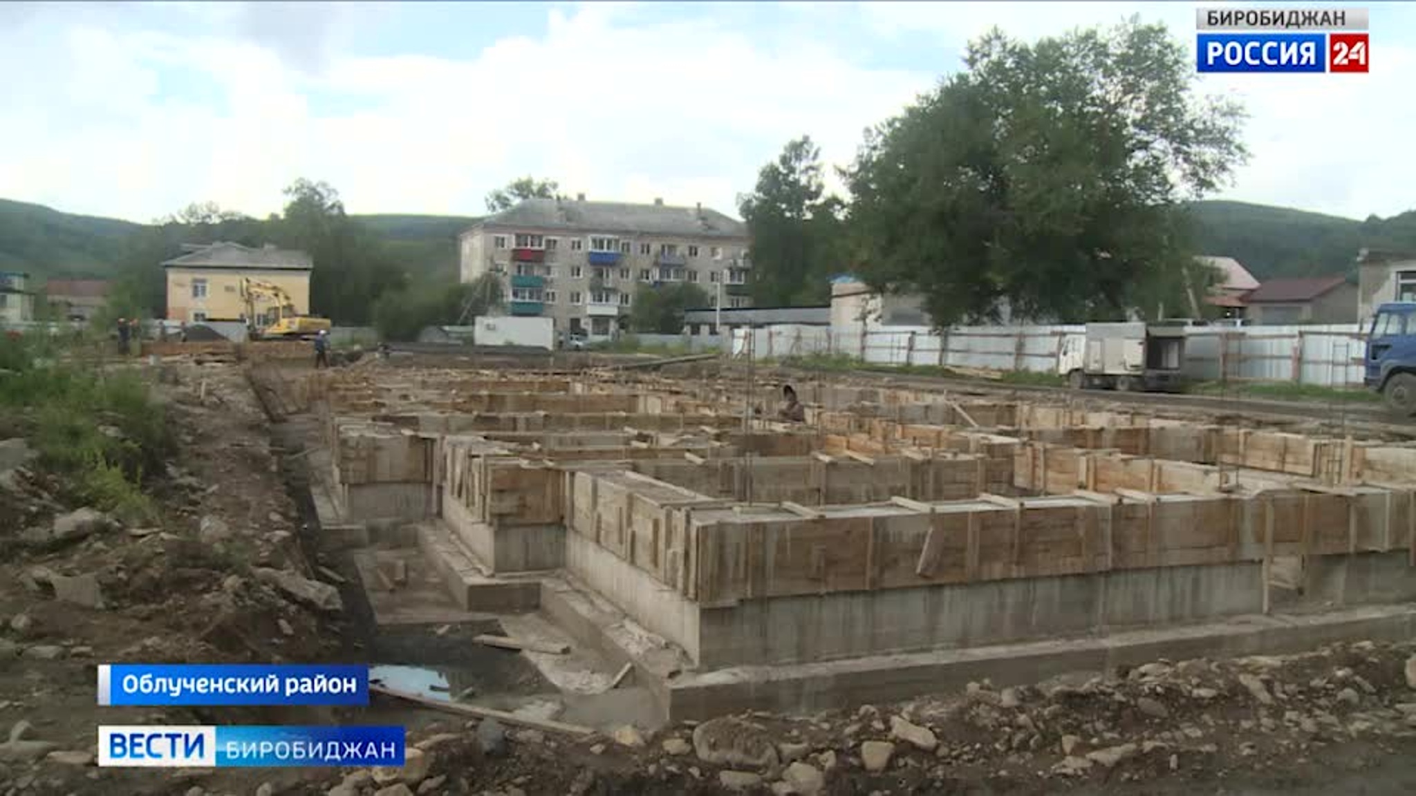 Здание на 135 квартир возводят в Облучье