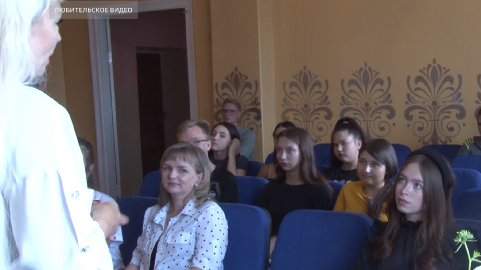 Активисты "Движения первых" узнали о жизни и деятельности работника культуры из первых уст