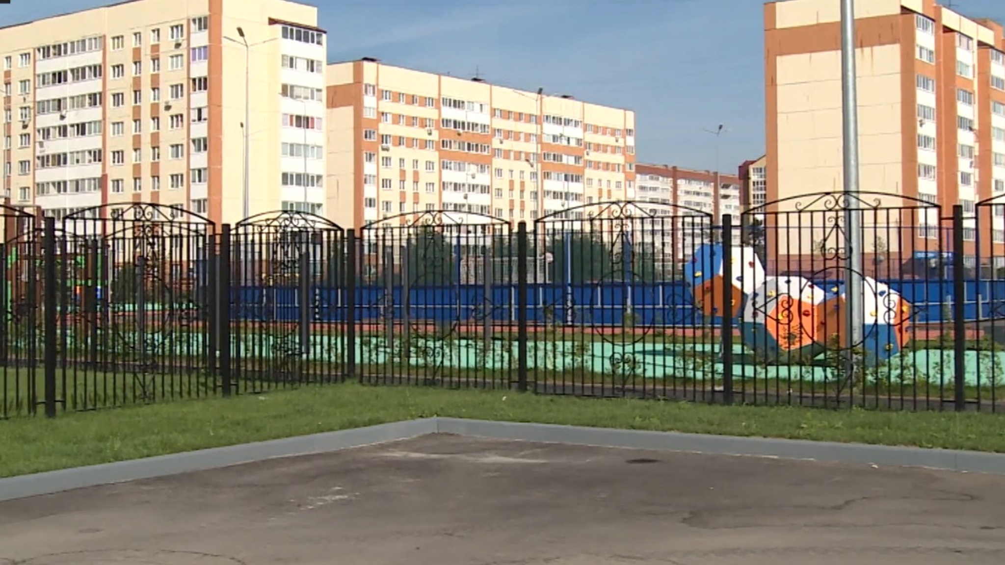 Благоустройство Ленинского округа в Тюмени завершат к сентябрю