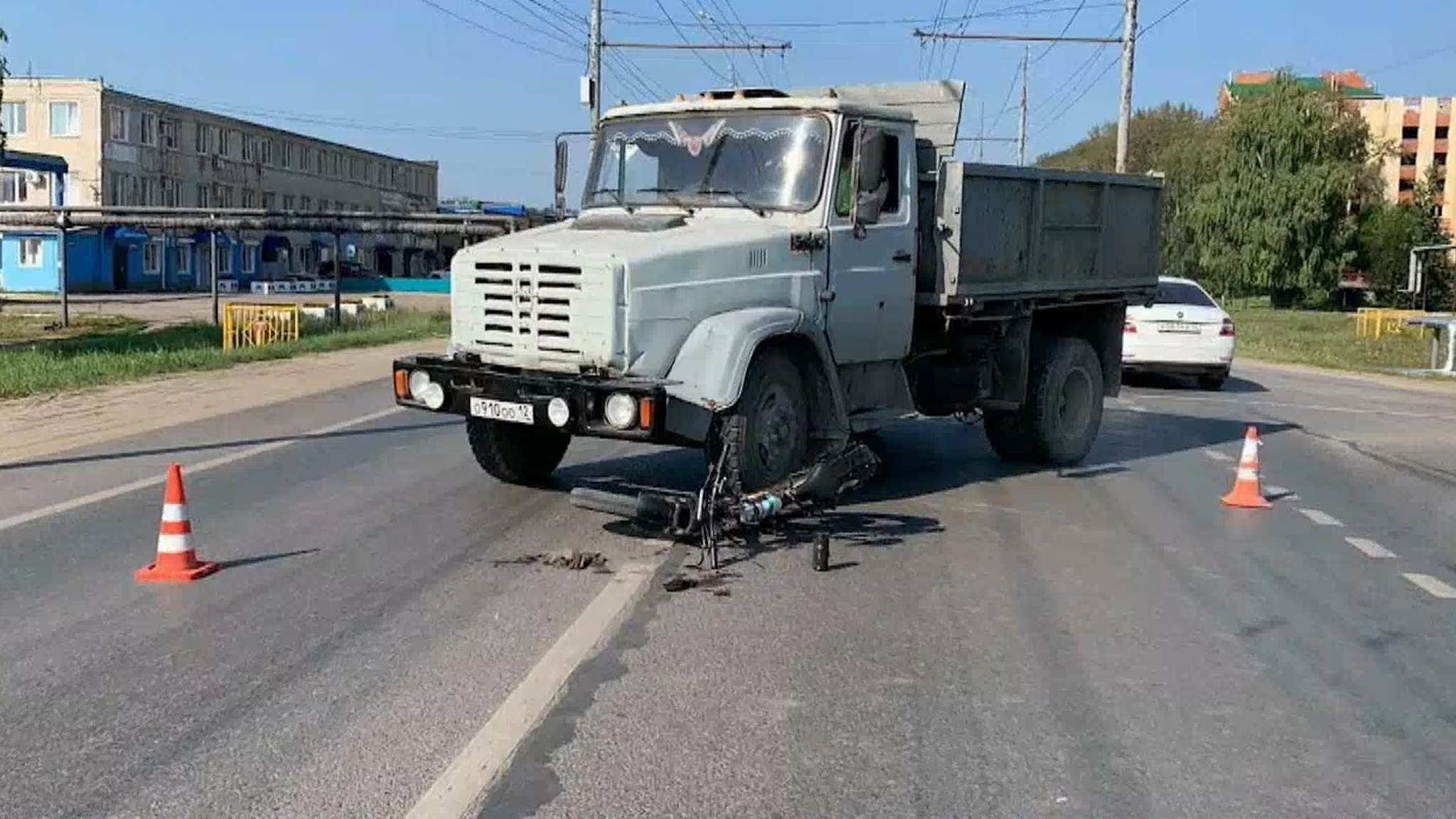 В пригороде Йошкар-Олы грузовик сбил велосипедиста