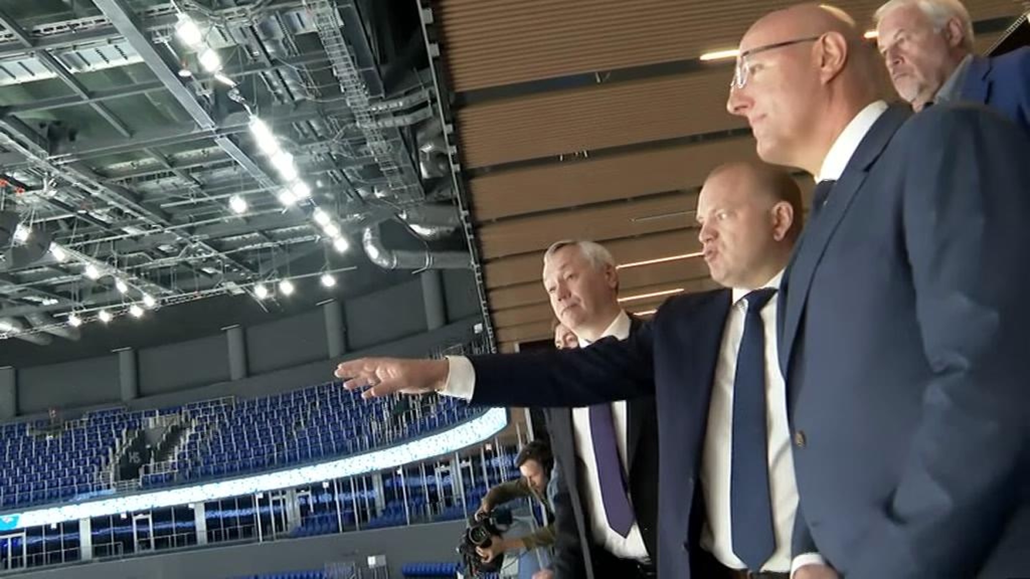 Вице-премьер Чернышенко посетил Новосибирск с рабочим визитом