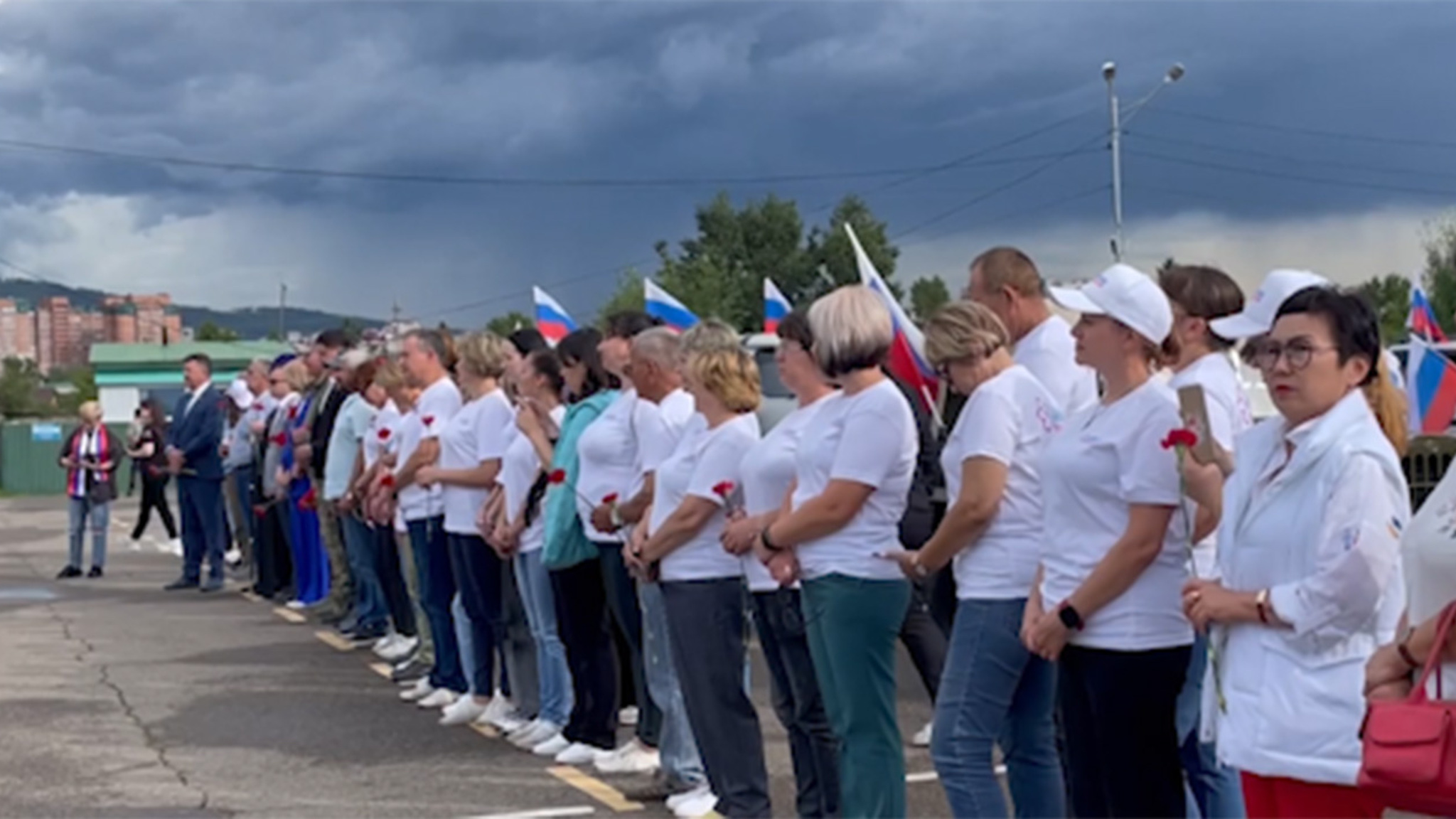 Праздничный концерт в честь Дня флага стартует на площади Ленина в Чите
