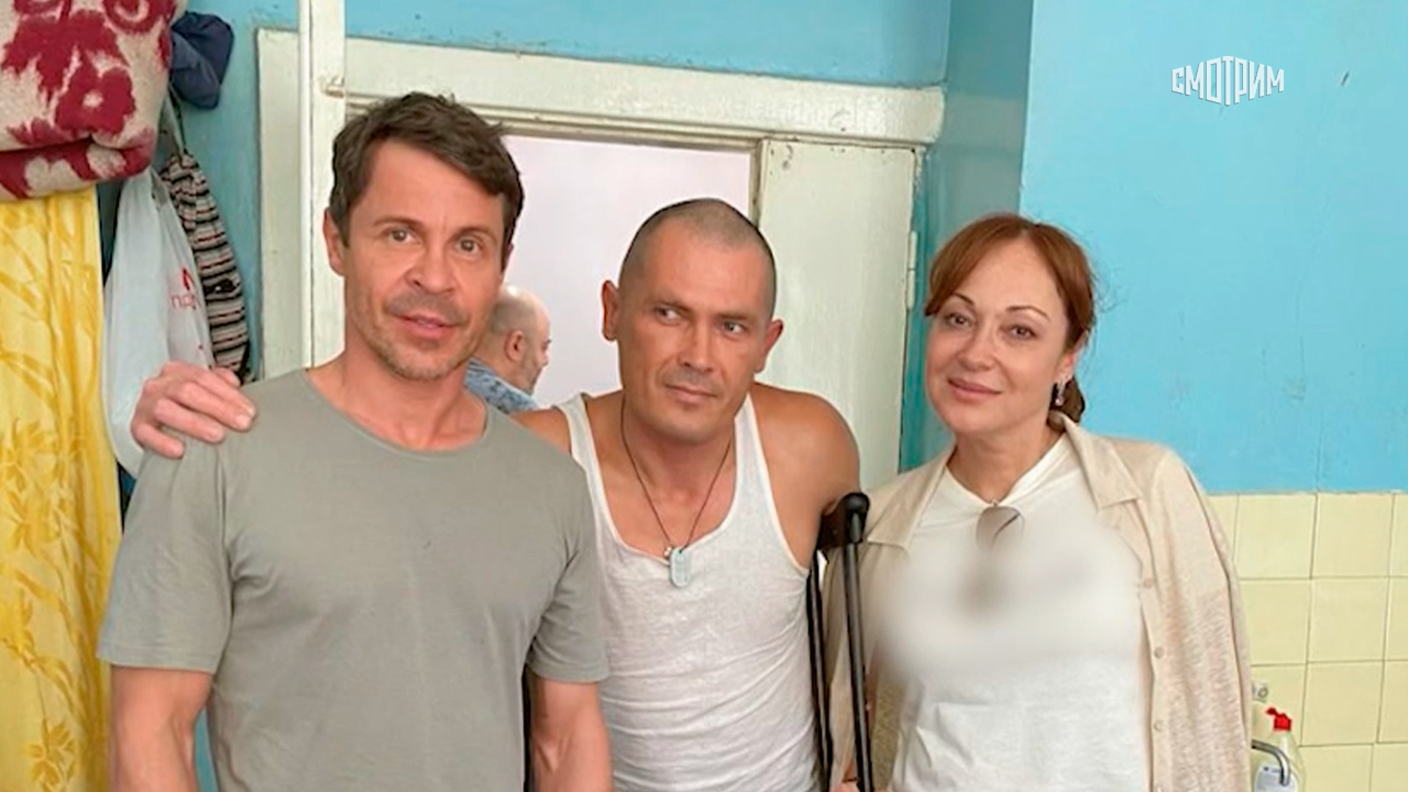 Актриса Виктория Тарасова рассказала, как ездила на Донбасс с Павлом Деревянко