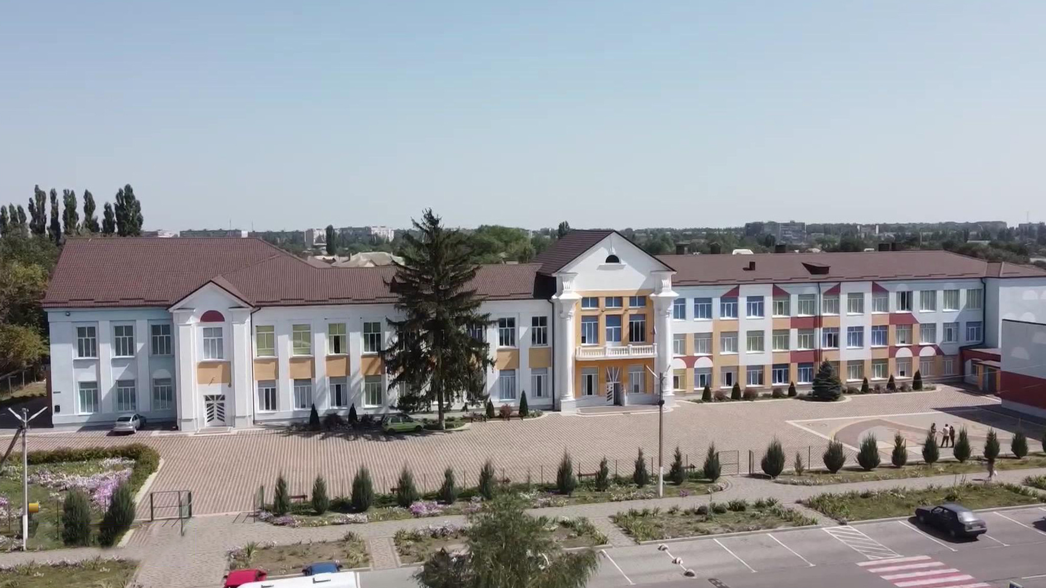 Обстановка в новых регионах напряженная, но стабильная