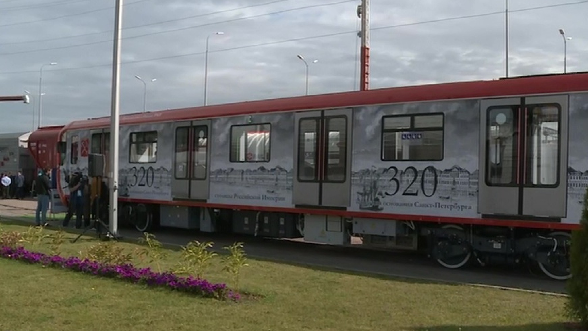 В Петербурге показали новые образцы транспортной техники
