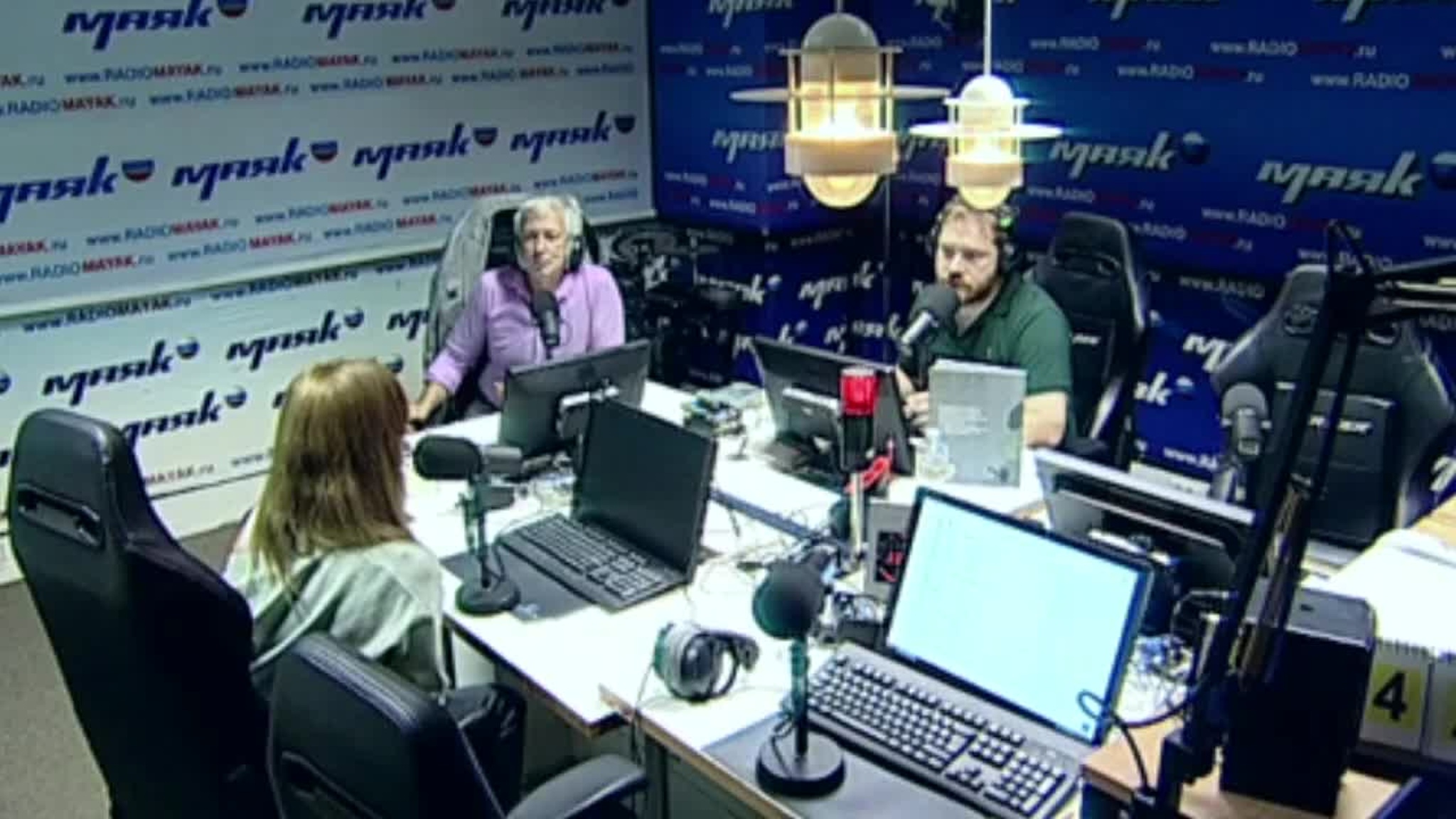 Книжная полка. Новинки издательства "Поляндрия"