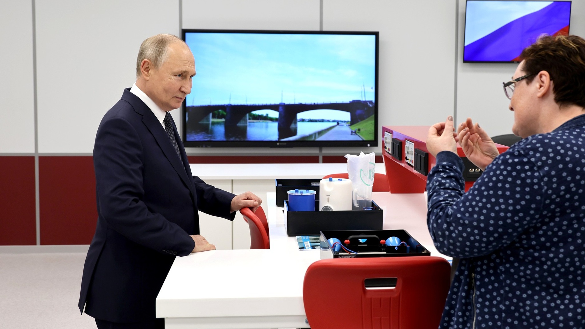 Неожиданный визит: Владимир Путин посетил свою Родину